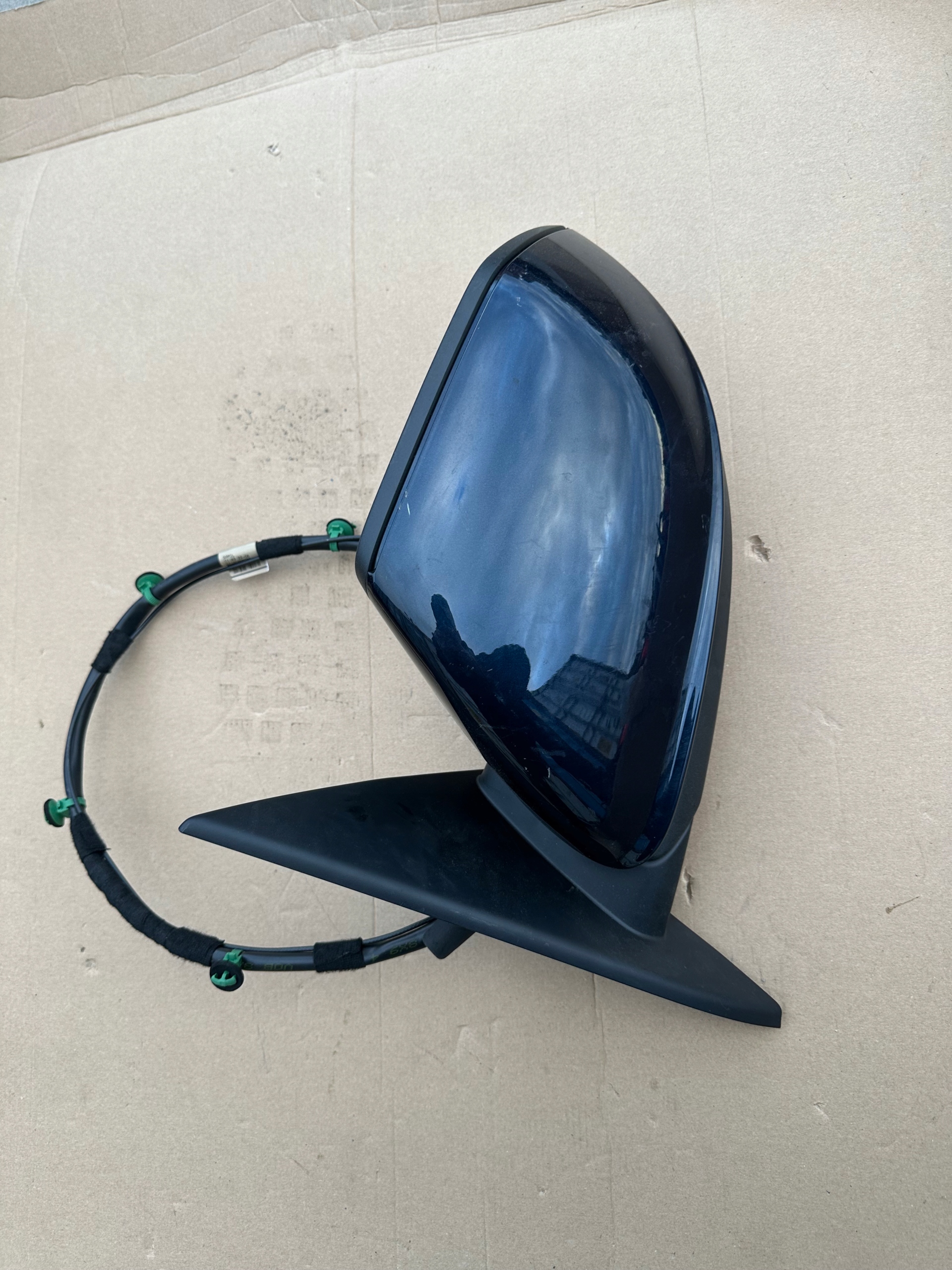 ! AUDI Q8 LUSTERKO ZEWNĘTRZNE LEWE FOTOCHROM KAMERA ! Kolor czarny