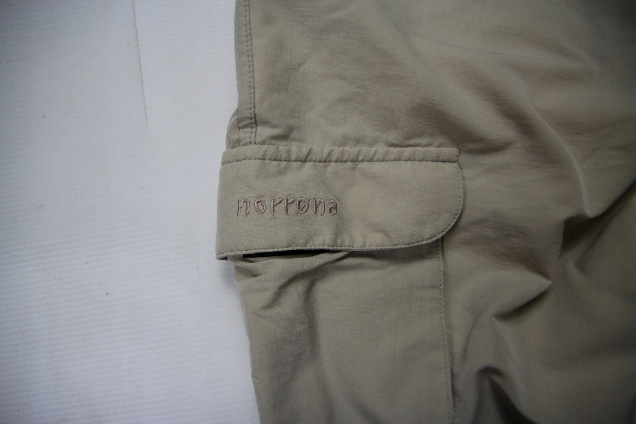 Norrona damskie spodnie turystyczne rozmiar 42 ( XL ) Marka Norrøna