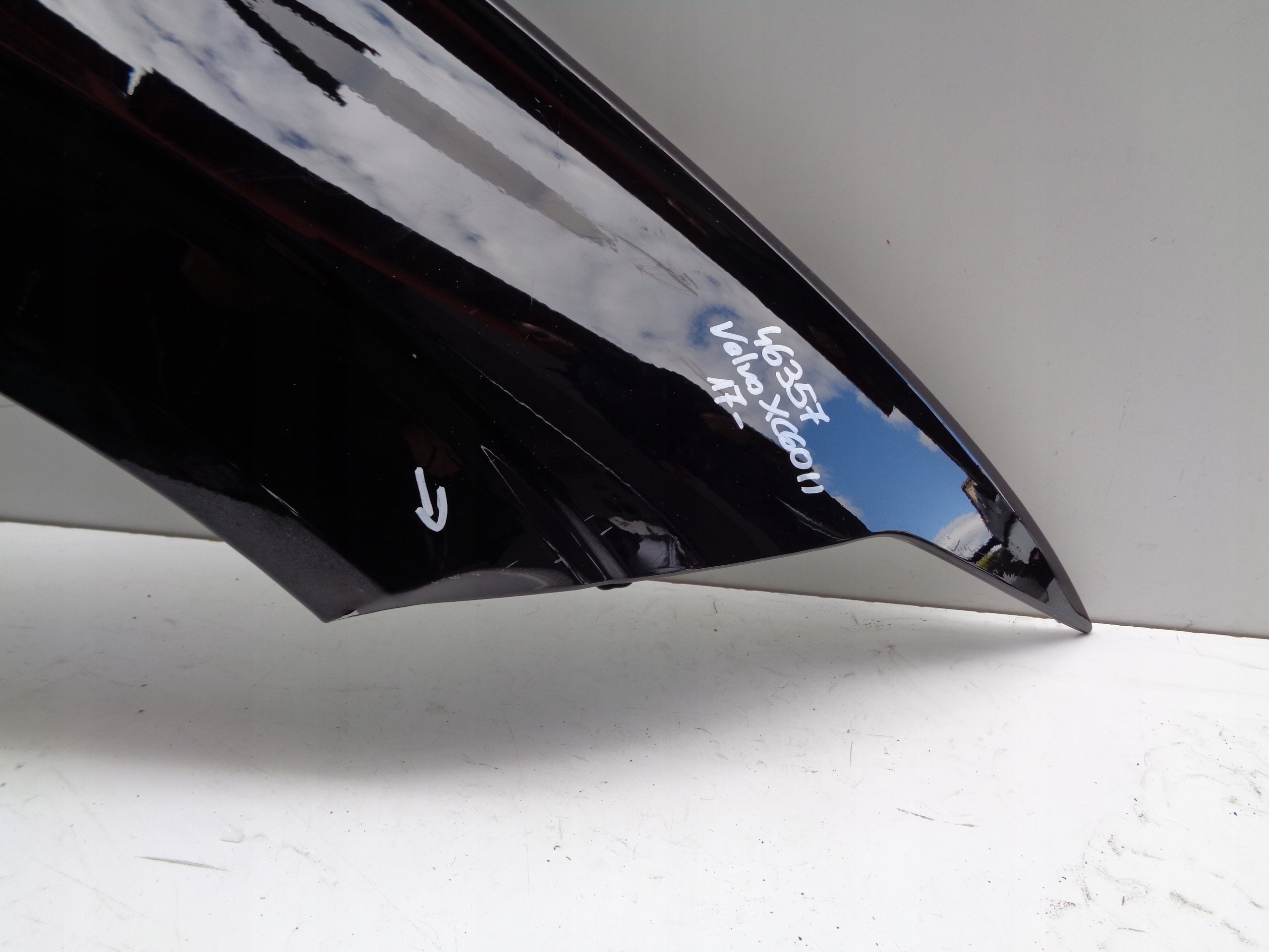 fender right front VOLVO XC60 II 17- NR 46357