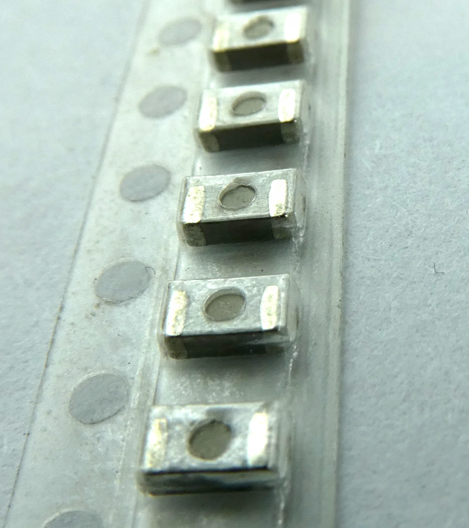 

MLCC Smd 1,5nF 1500pF 1% 100V DC 1206 10szt