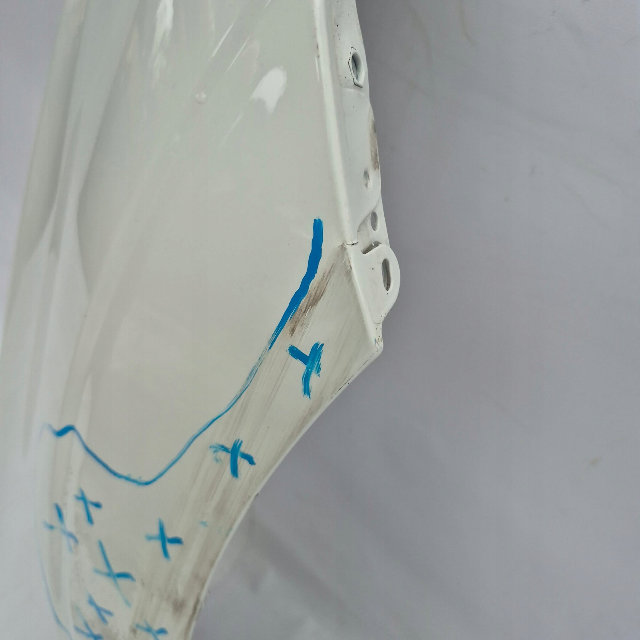 VOLVO XC60 XC 60 2 II right fender front front