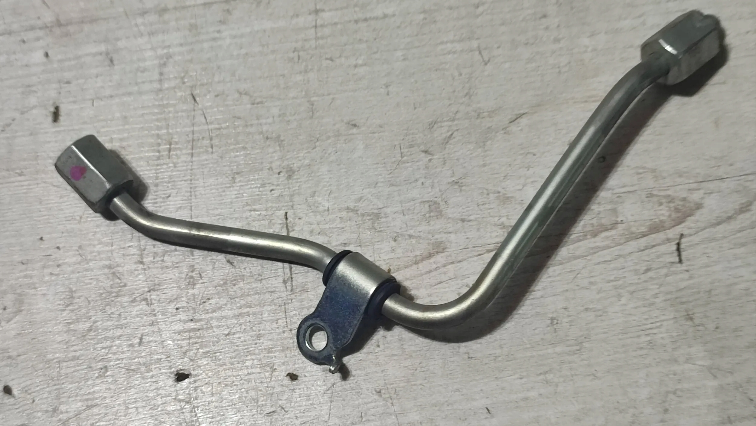 Toyota C-HR and 1.2 19r fuel line