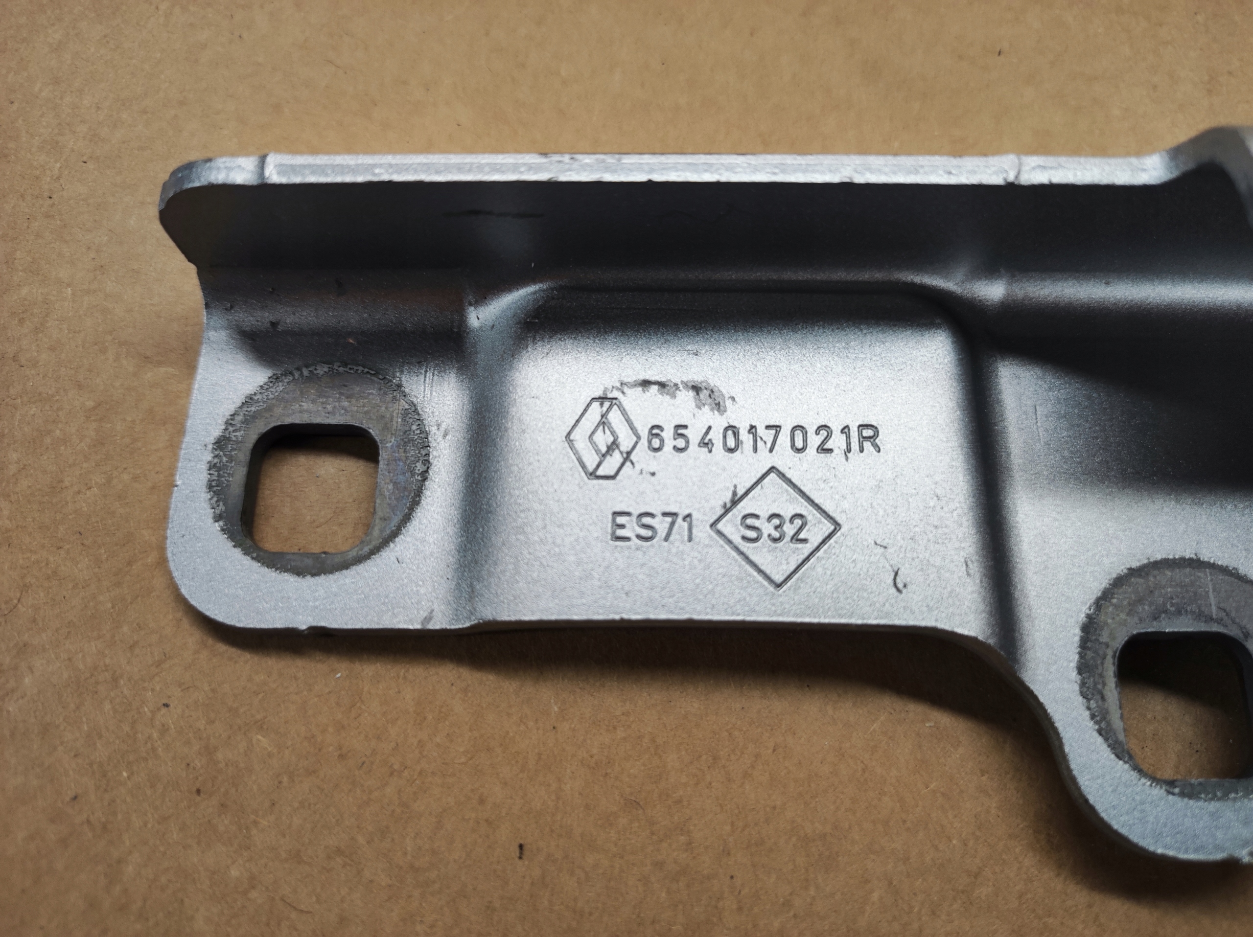 left hinge bonnets RENAULT CAPTUR II 2019