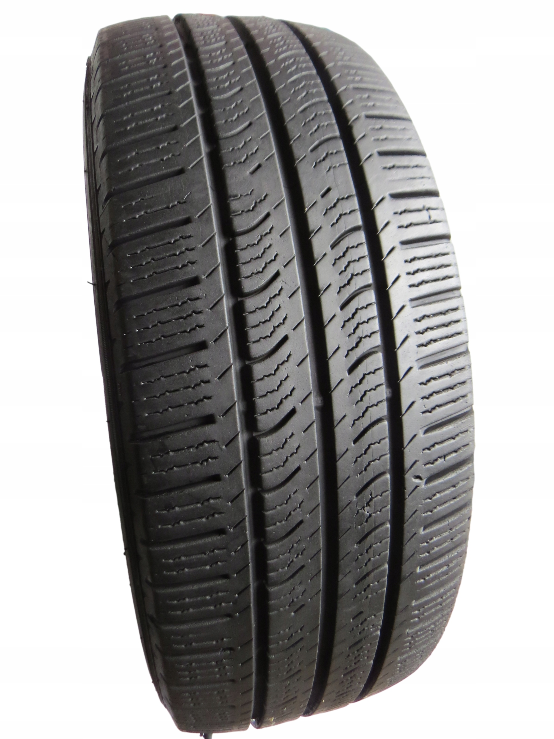 Pirelli Carrier AllSeason 235/65 R16C 115/113r