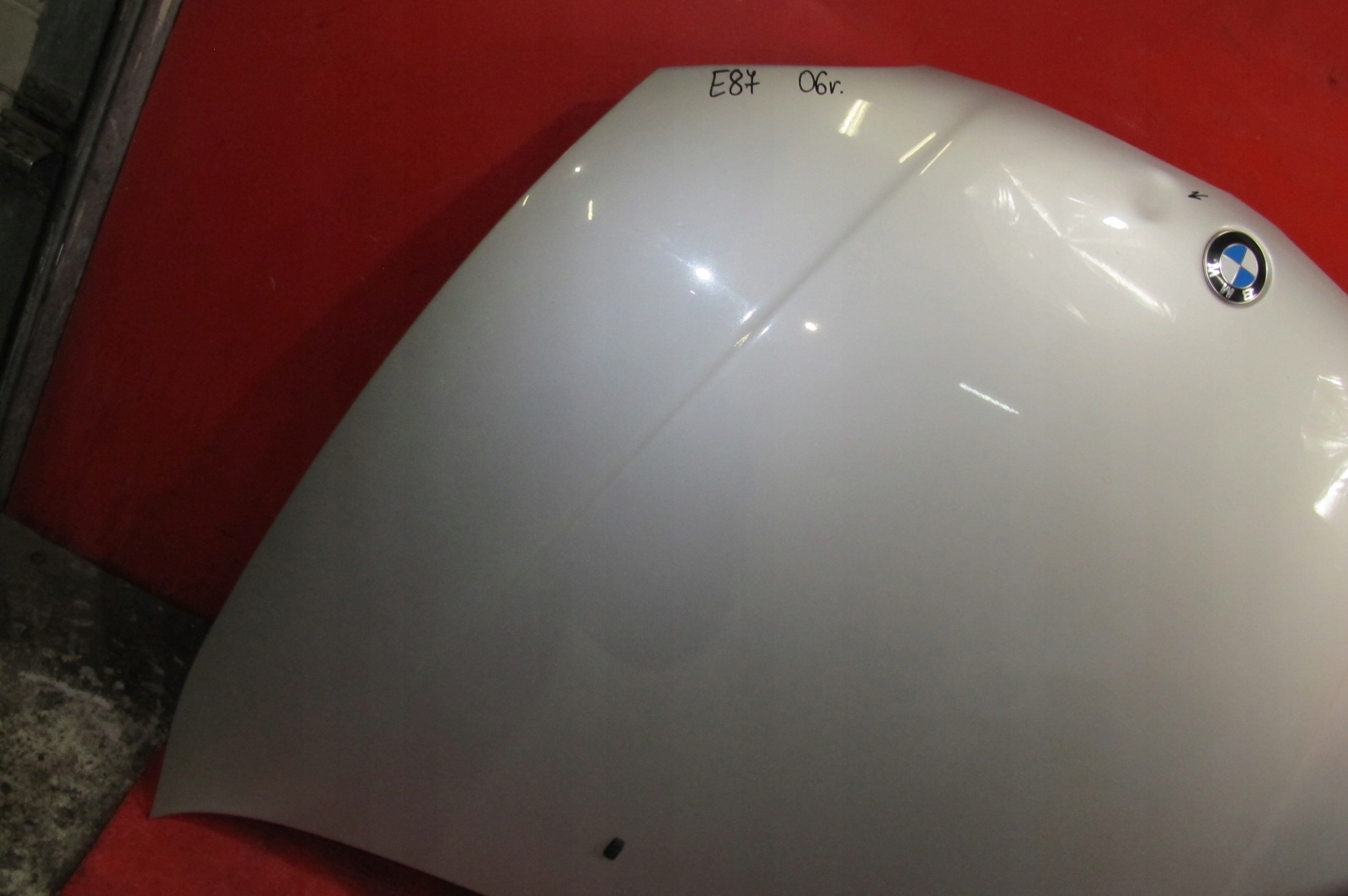 BMW e E87 E81 Cofano SREBRNA 354/7 TITANSILBER METALLIC