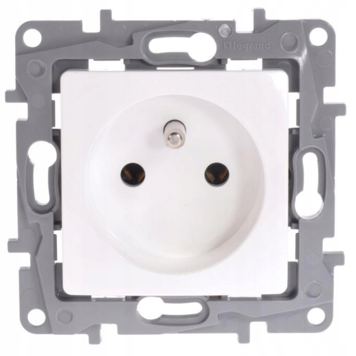GNIAZDO ZASILAJĄCE 2P+Z NILOE KOLOR BIAŁY 764540 LEGRAND