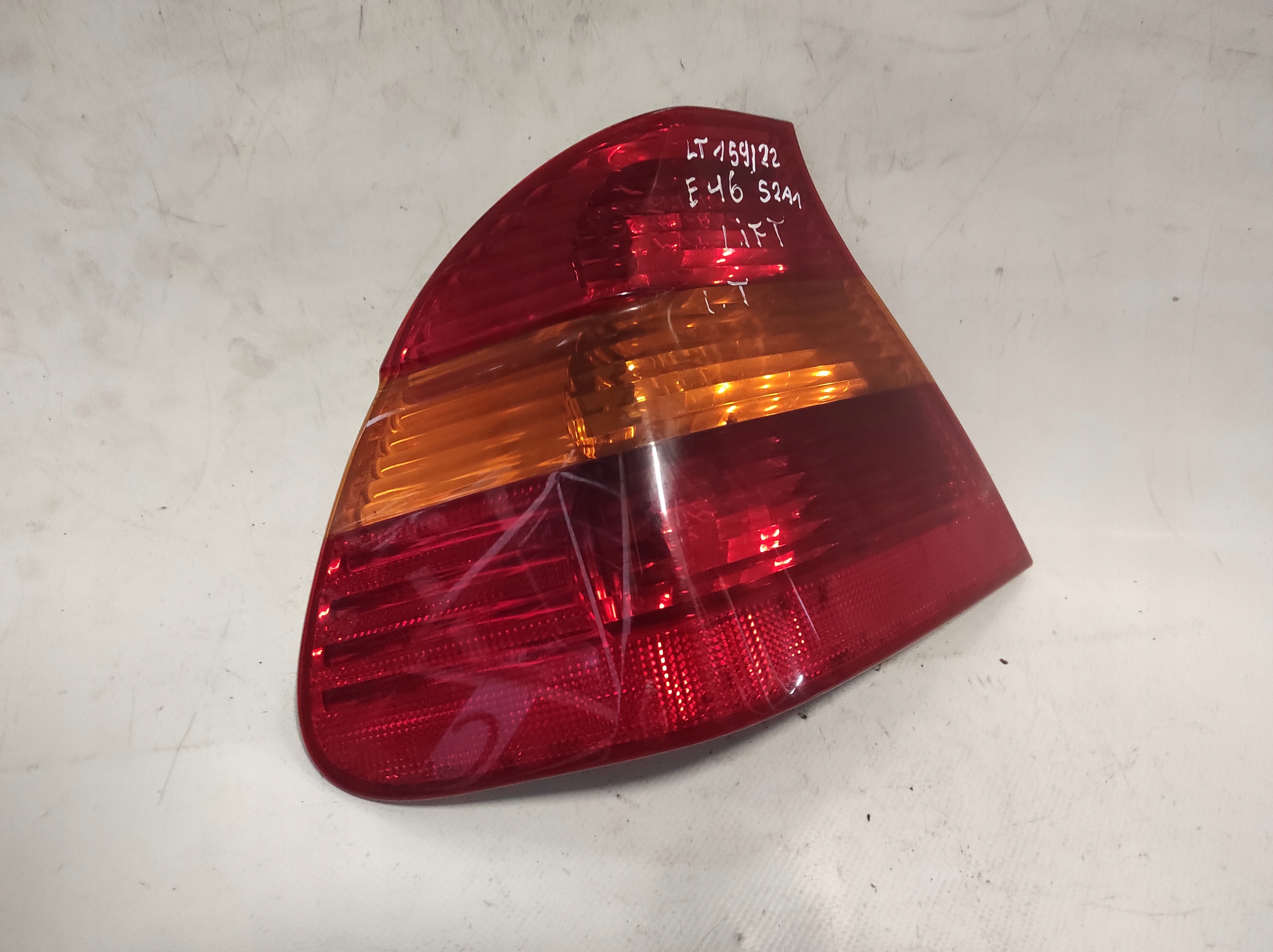 BMW E46 Licht links hinten links heck lift