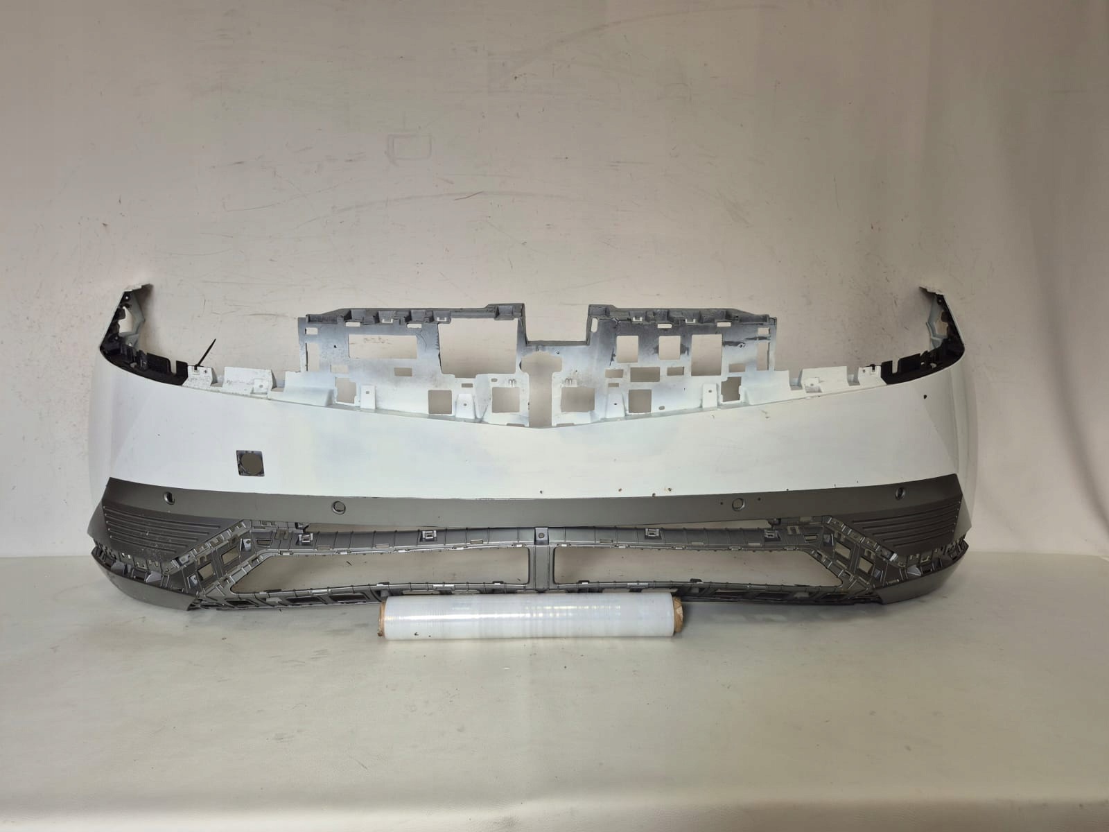 HYUNDAI IONIQ 5 21-24 bumper front front PDC