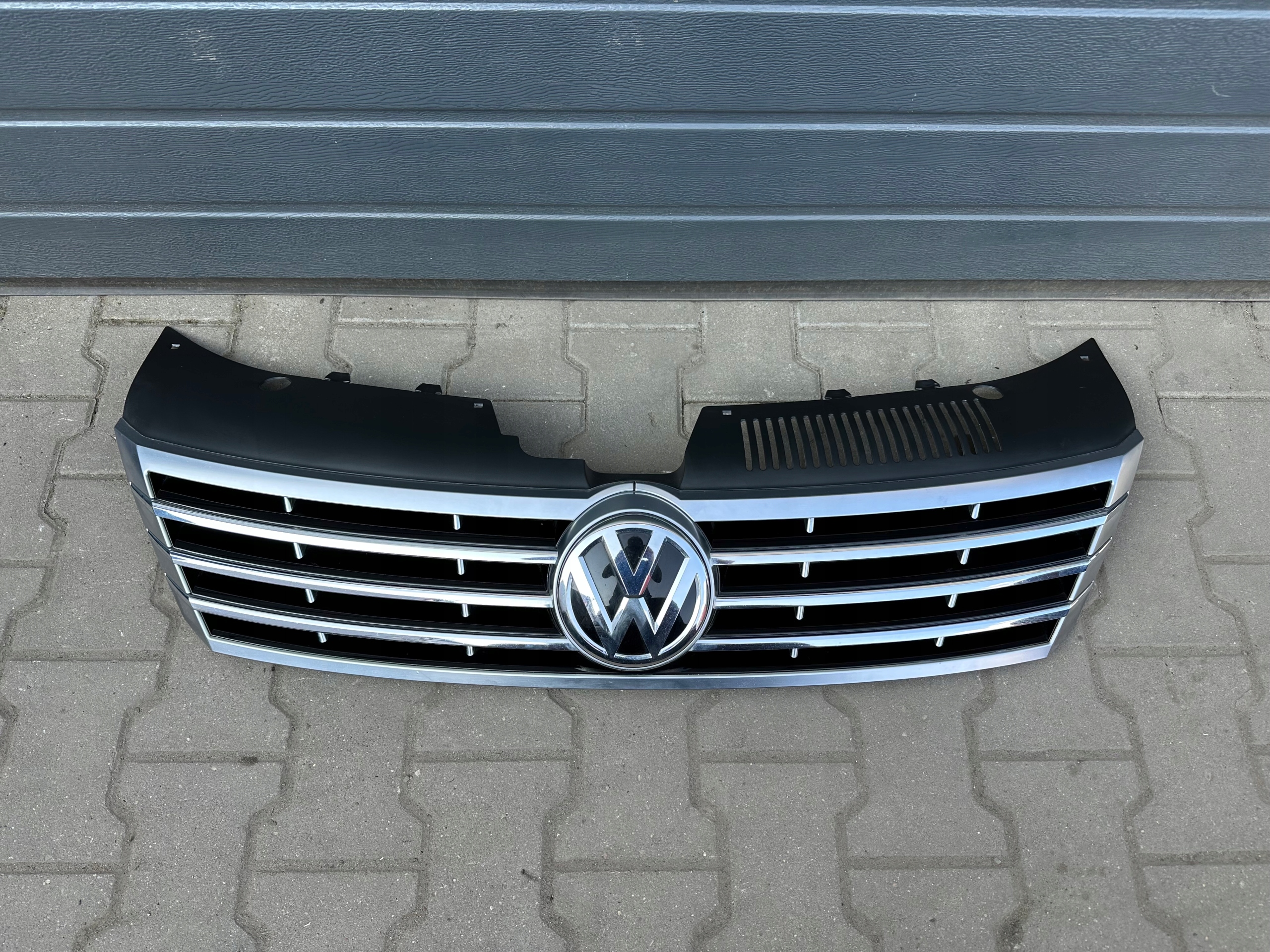 VW Passat 3C8 Kühlergrill FRONTGRILL Kühlergitter 3C8853653A - Thumbnail 1