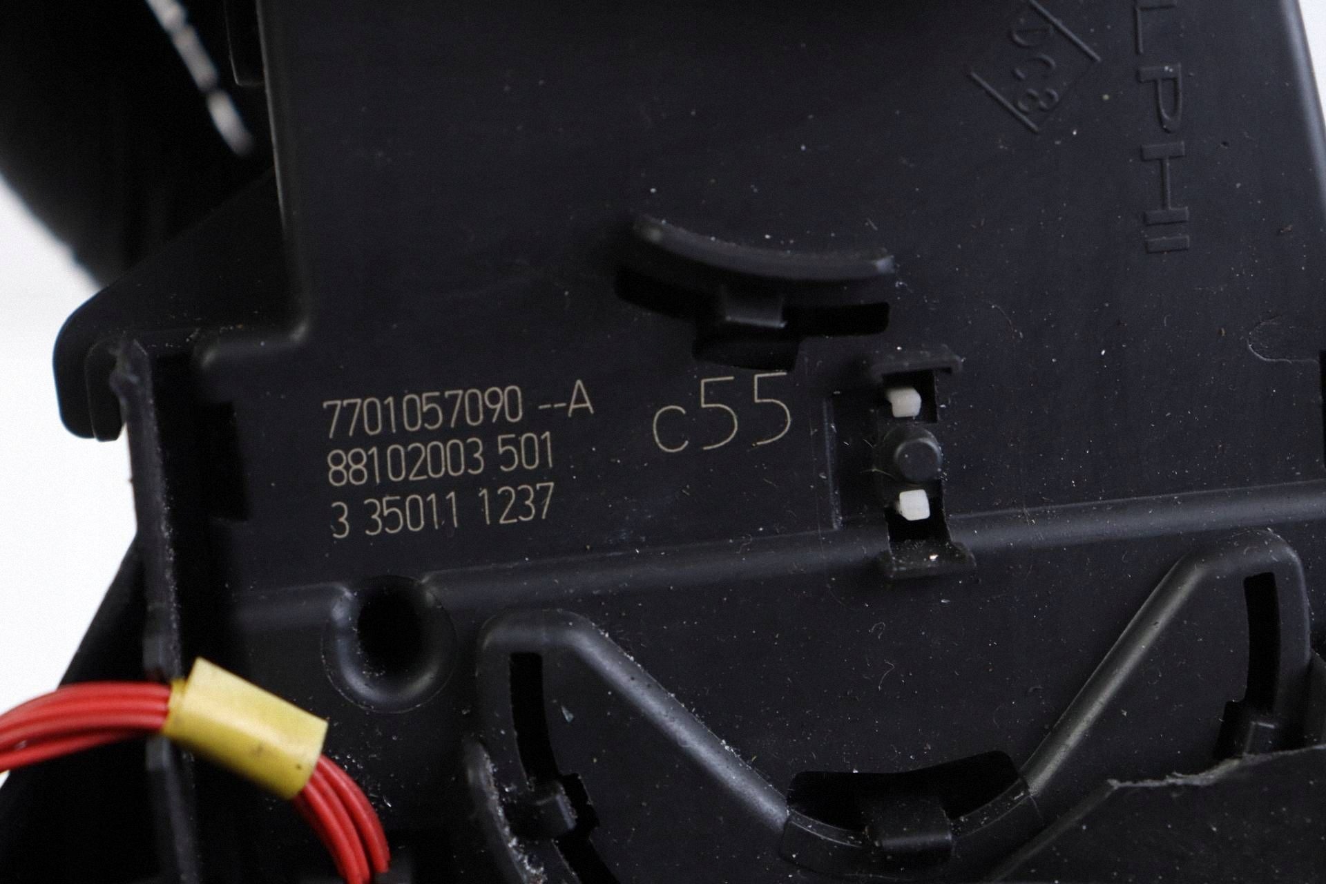RENAULT CLIO III DEVIO LUCI TERGICRISTALLO TERGI DEVIO LUCI DEVIO 7701057090