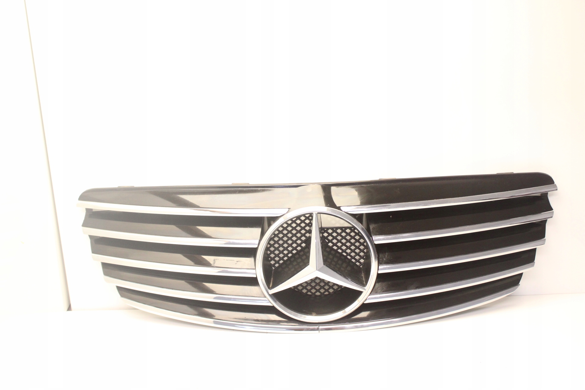 Mercedes-Benz E-Klasse W211 Kühlergrill FRONTGRILL Kühlergitter - Thumbnail 1