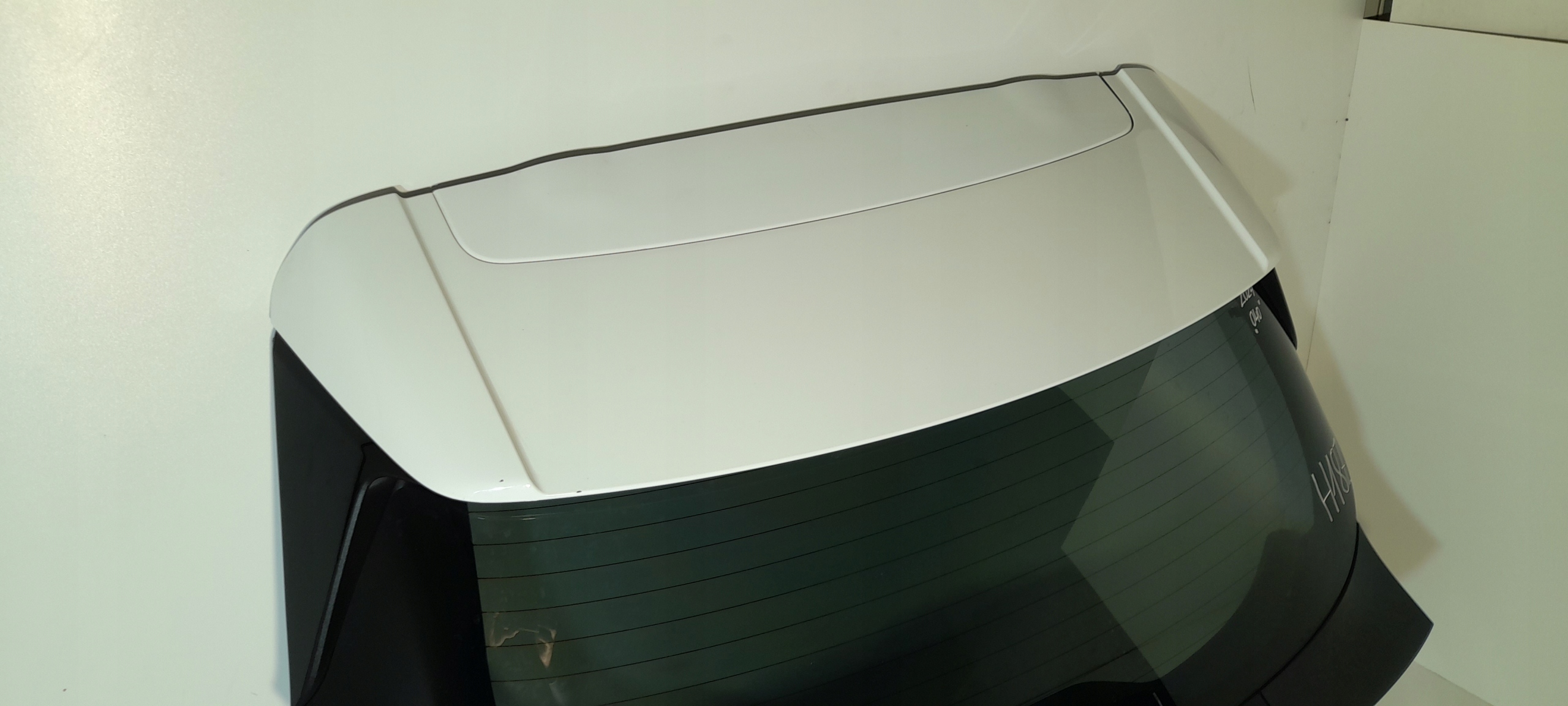 Toyota Yaris Cross boot doors 2024 040 (H187)