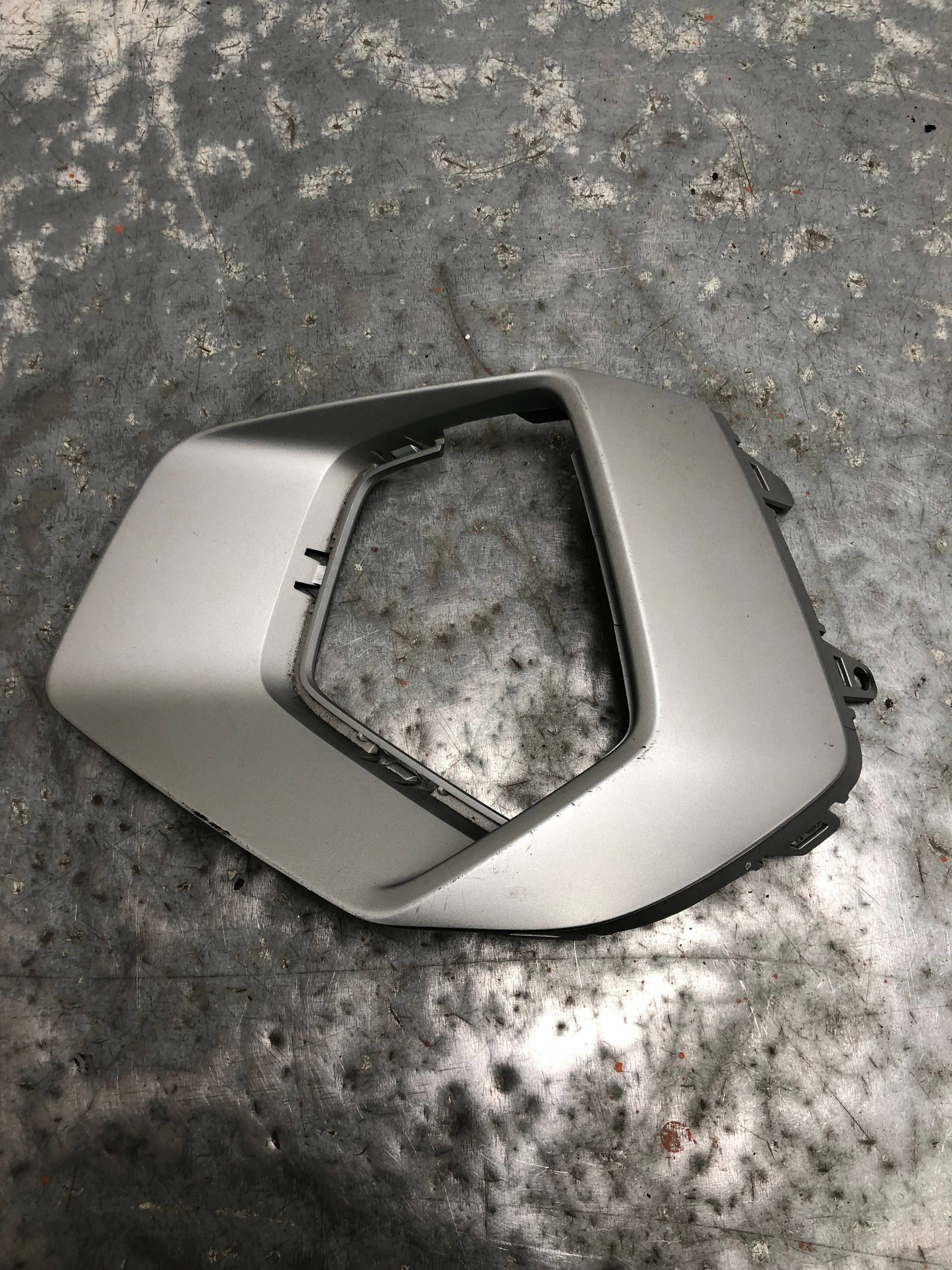 grid of a bumper left front AUDI A3 8Y 8Y0807953