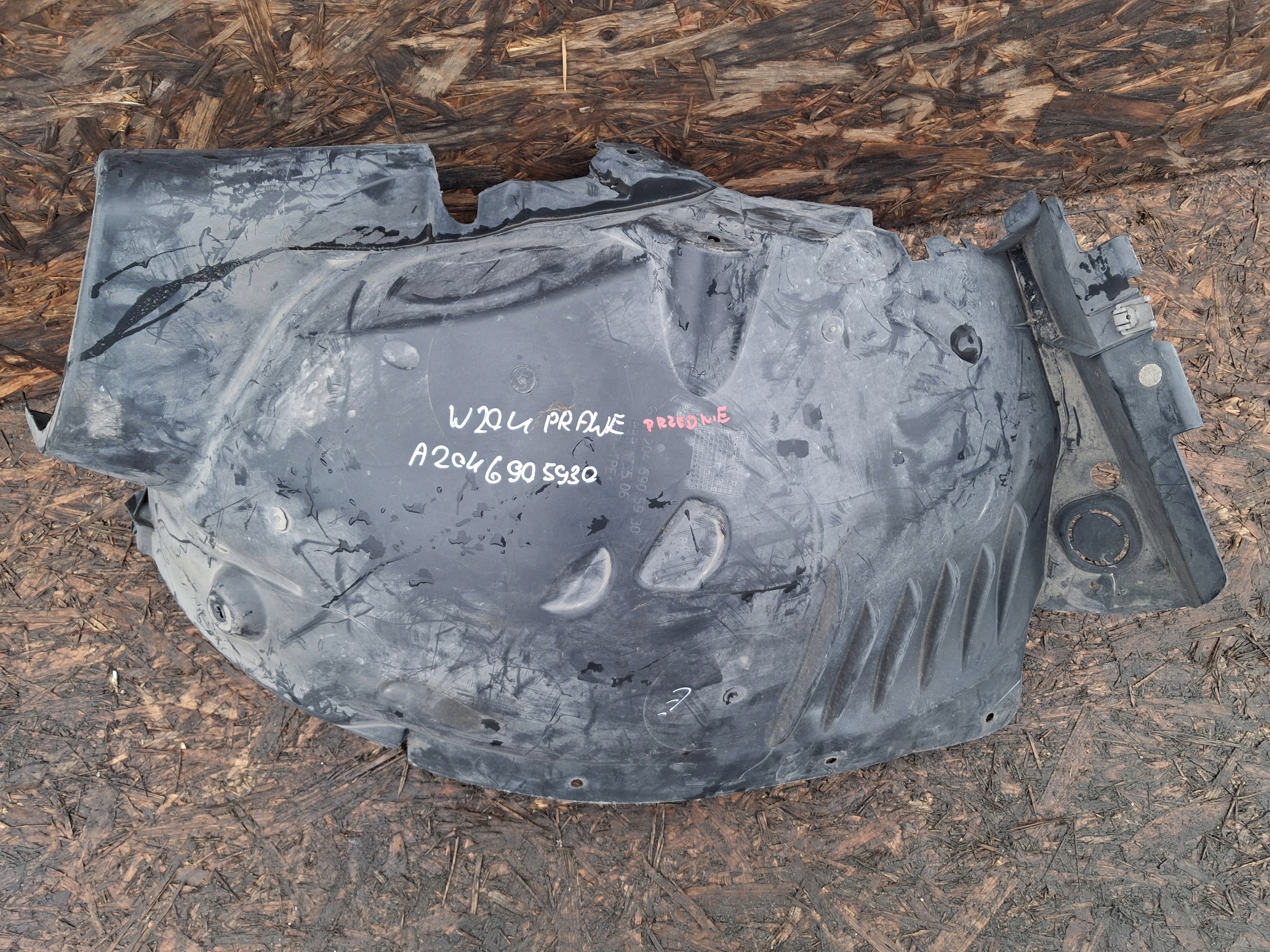 mudguard right front MERCEDES C 204 W204 A2046905930