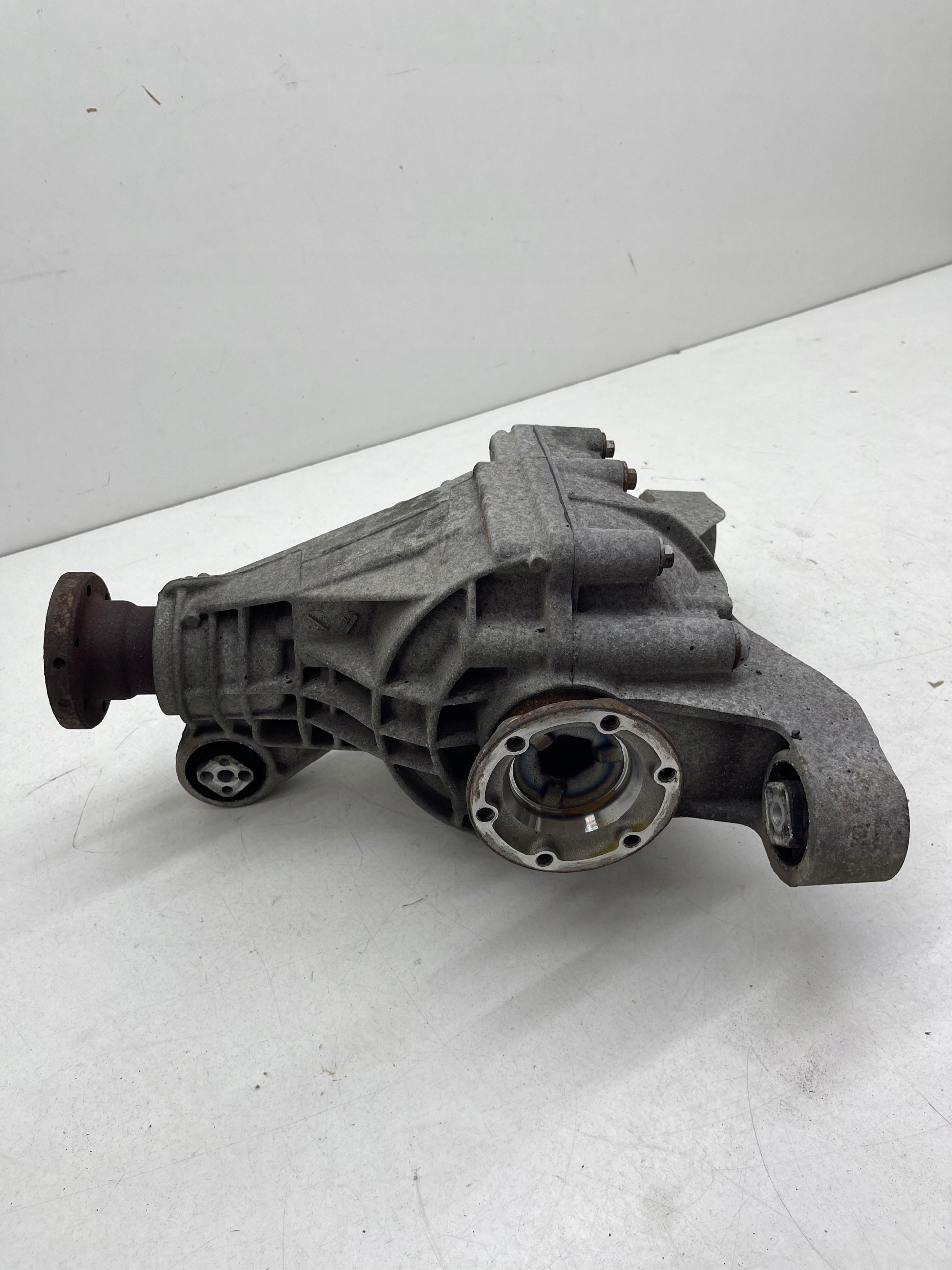 AUDI Q7 4L 4.2 TDI BTR differenciál differenciál differenciál reduktor napedowy far