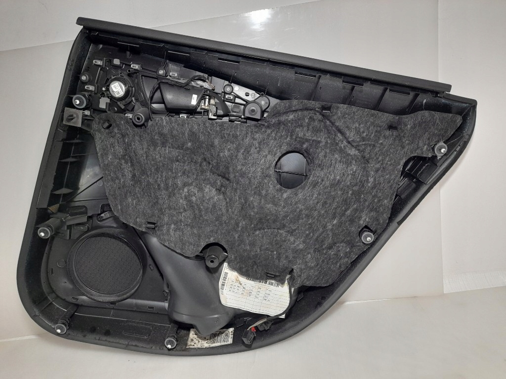 Audi A6 C7 дверные карты левый зад 4G0867305
