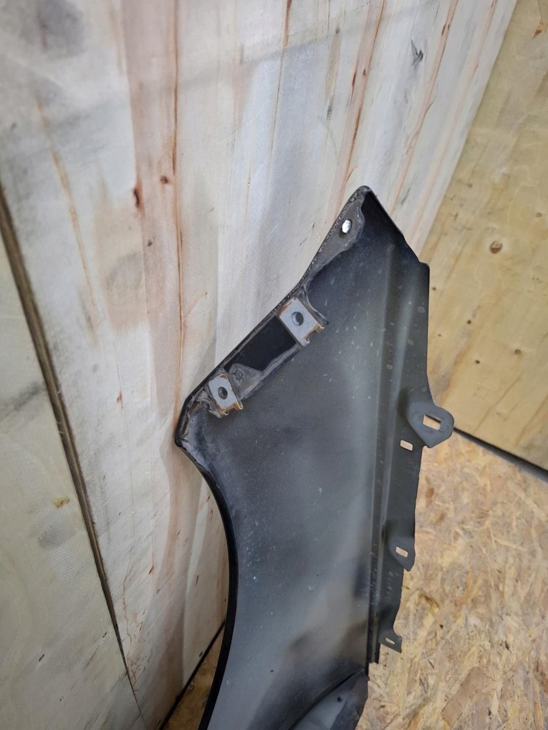 fender front right side Mercedes-Benz C W204 2008