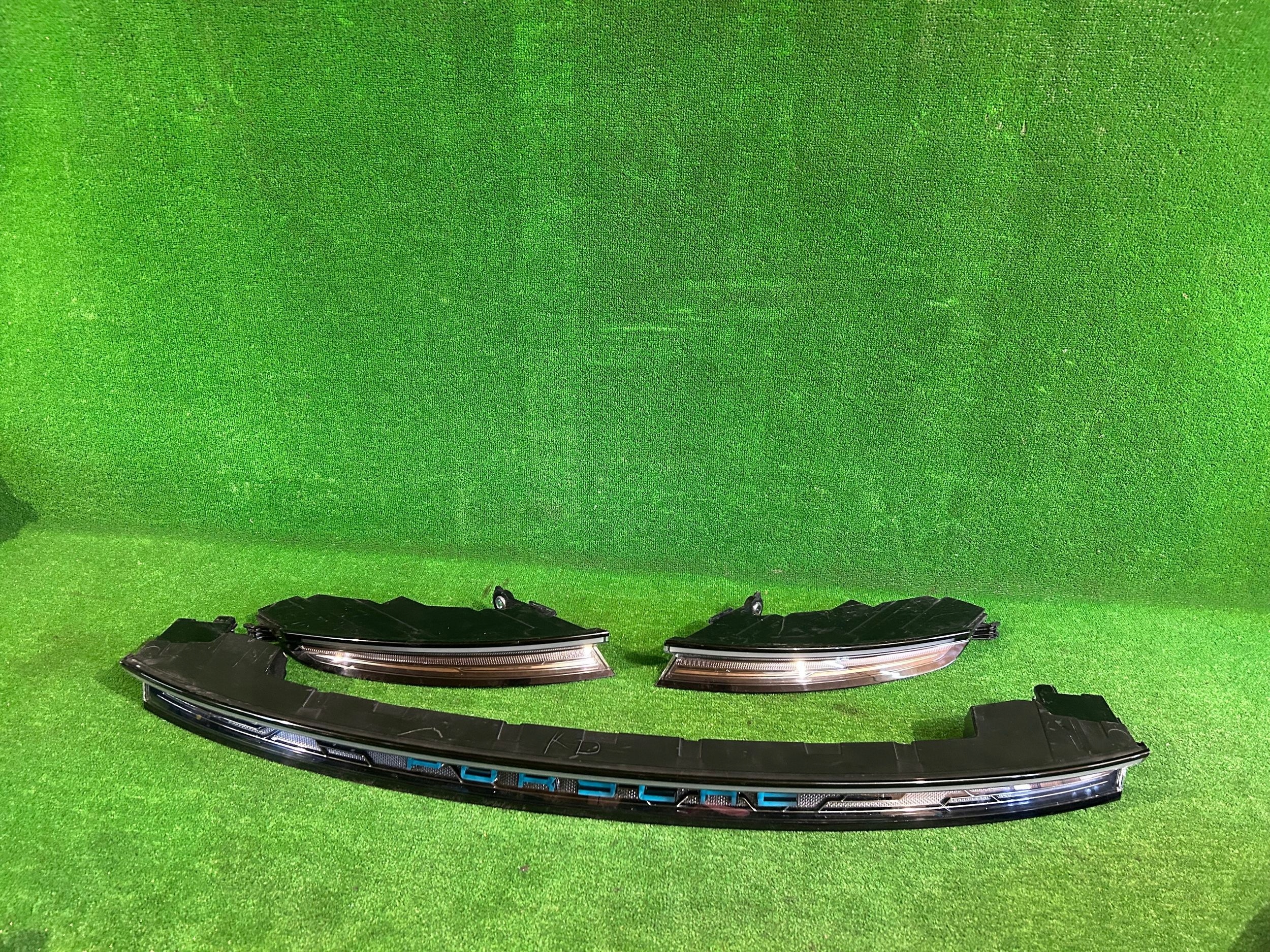 PORSCHE TAYCAN 9JA 19+ light lights rear rear part + cap blue LED nr:1