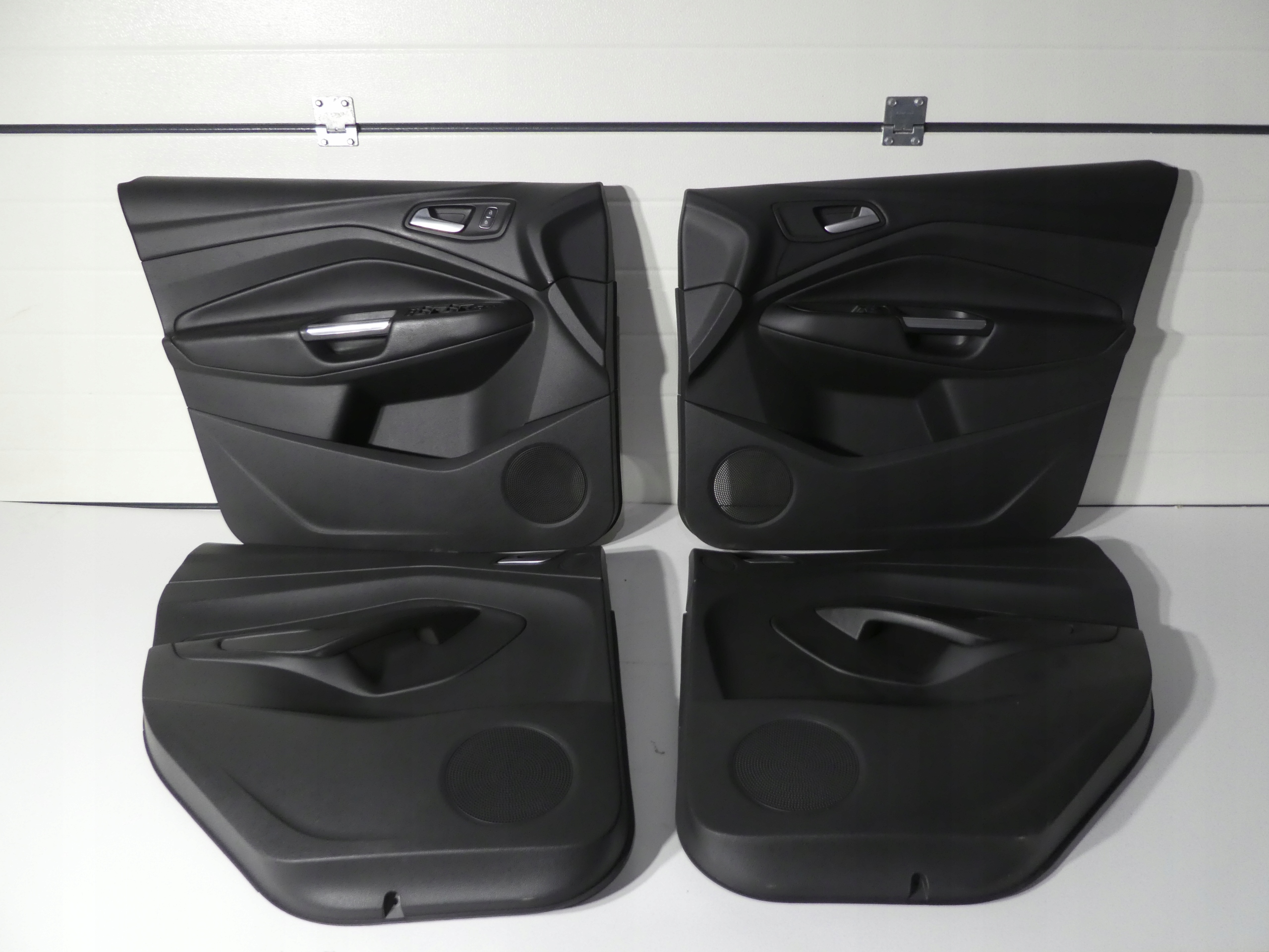 FORD KUGA II mk2 ST-line side door side rear part front KOMPLET