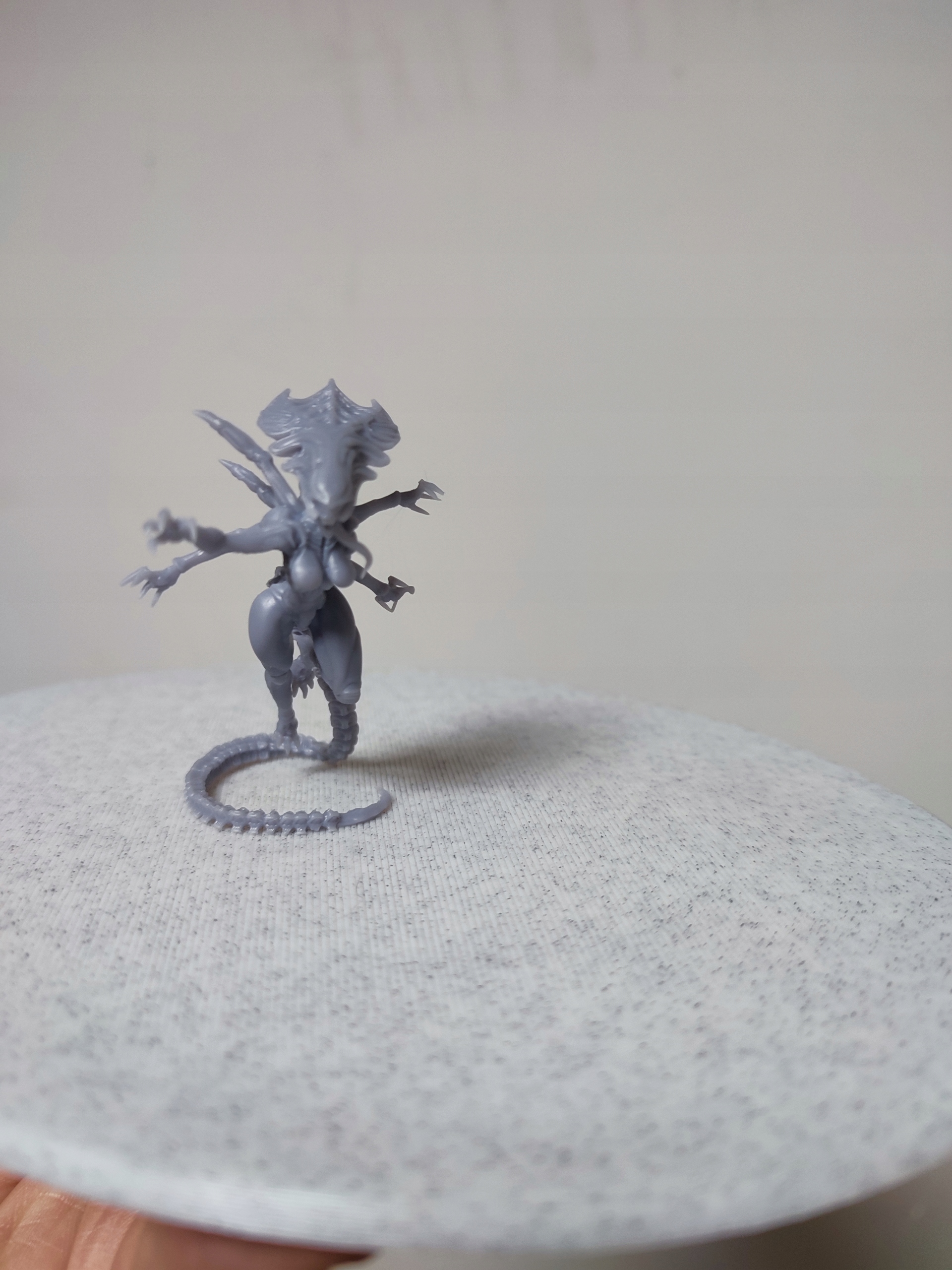 ALIEN SUCCUBUS USURPING SPIDER QUEEN PAPSIKELS Nazwa ALIEN SUCCUBUS USURPING SPIDER QUEEN PAPSIKELS