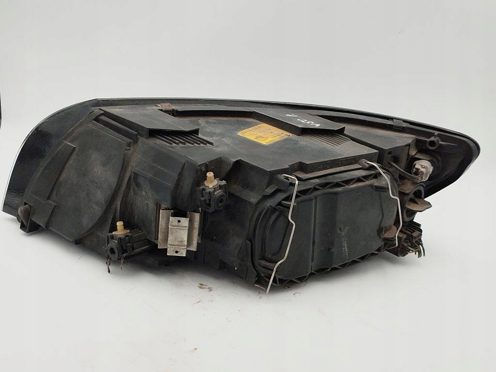 Volvo V50/S40 II light right front front 30698886
