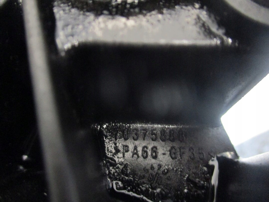 Podstawa filtra oleju RENAULT KOLEOS 1 6D 70375888 Car type Passenger cars