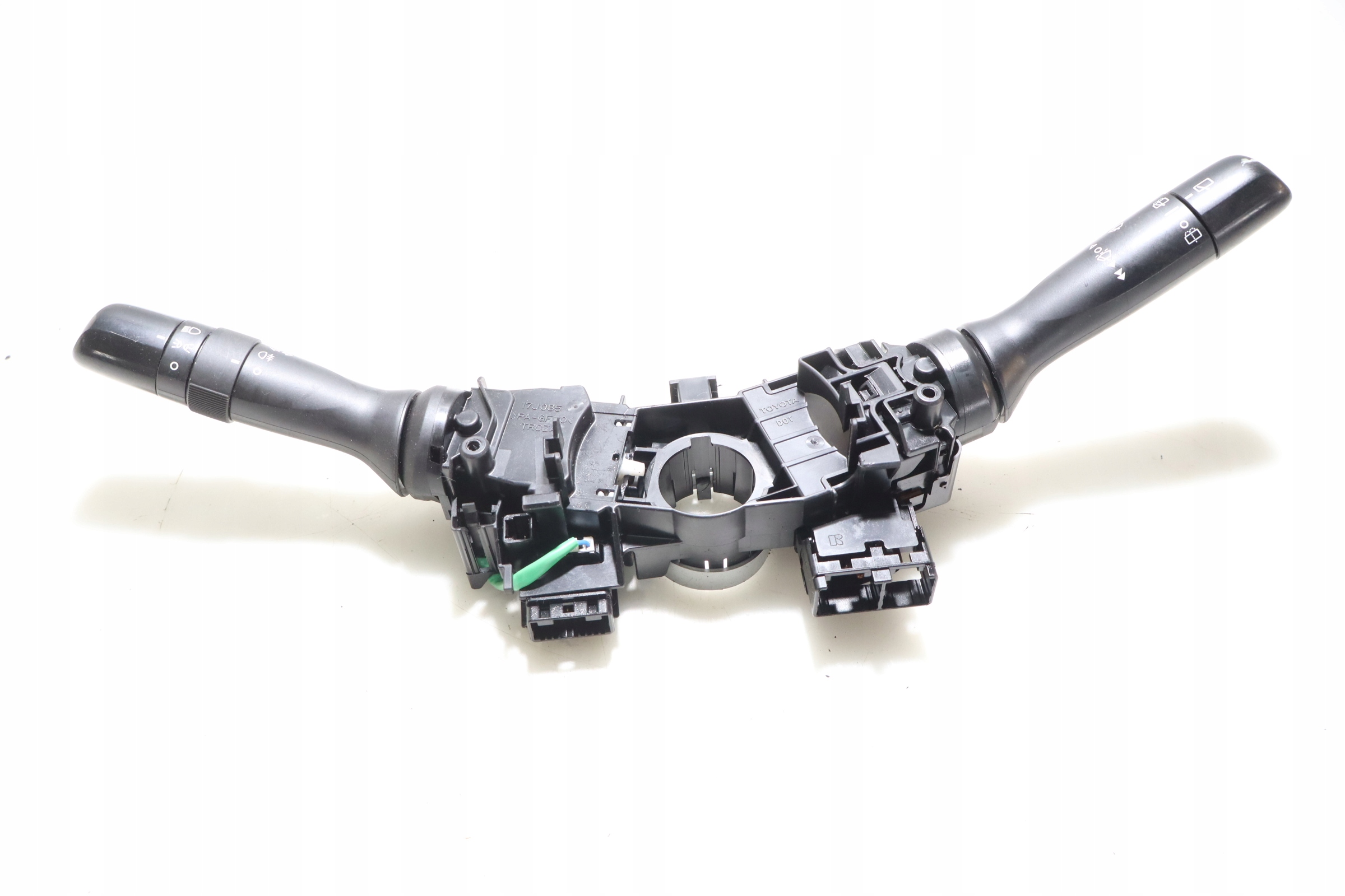 ПЕРЕКЛЮЧАТЕЛЬ КОМБИНИРОВАННЫЙ СВЕТА TOYOTA AYGO II РЕСТАЙЛИНГ