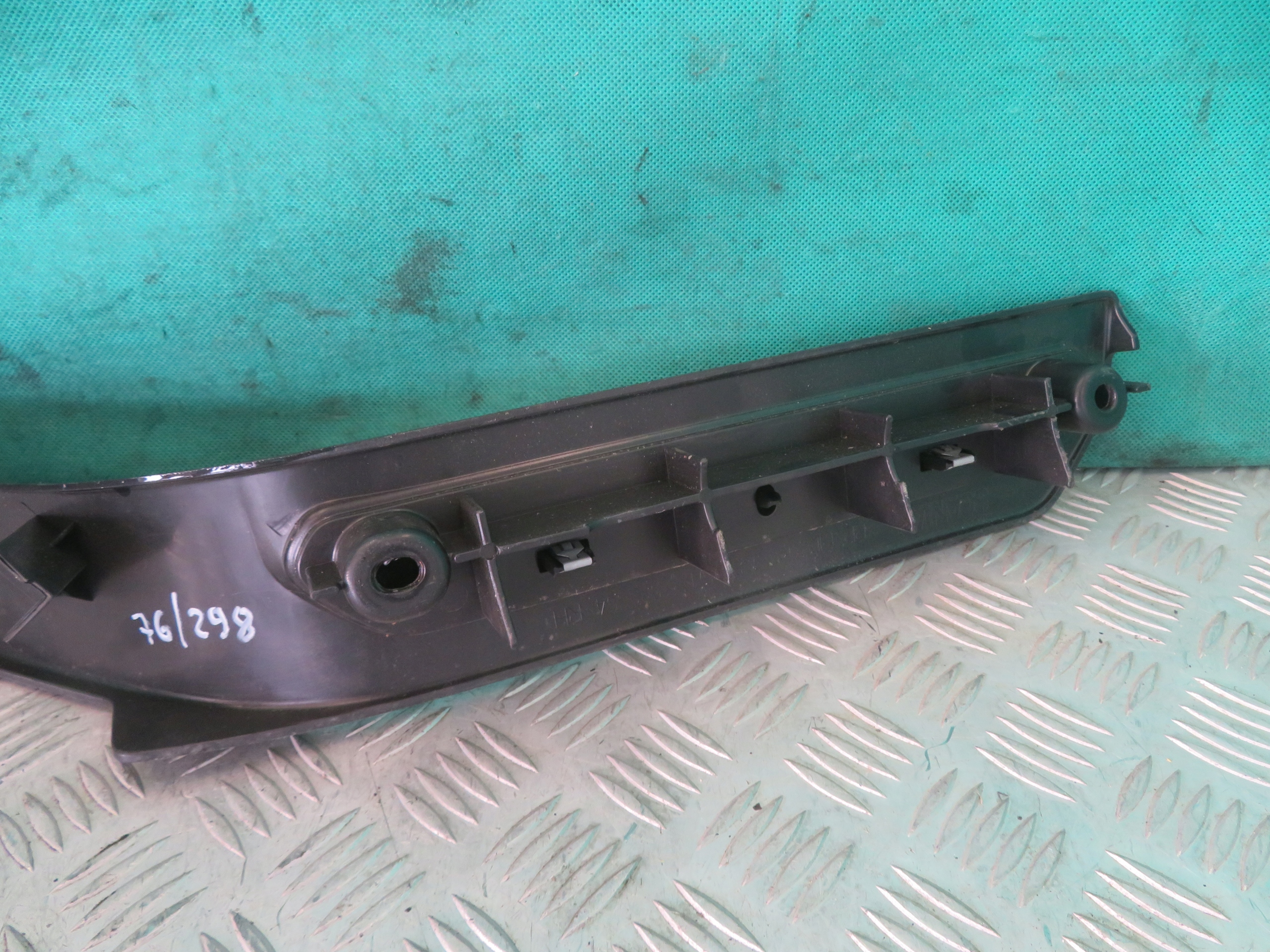 moulding cap threshold cabs SCANIA G410 CNG