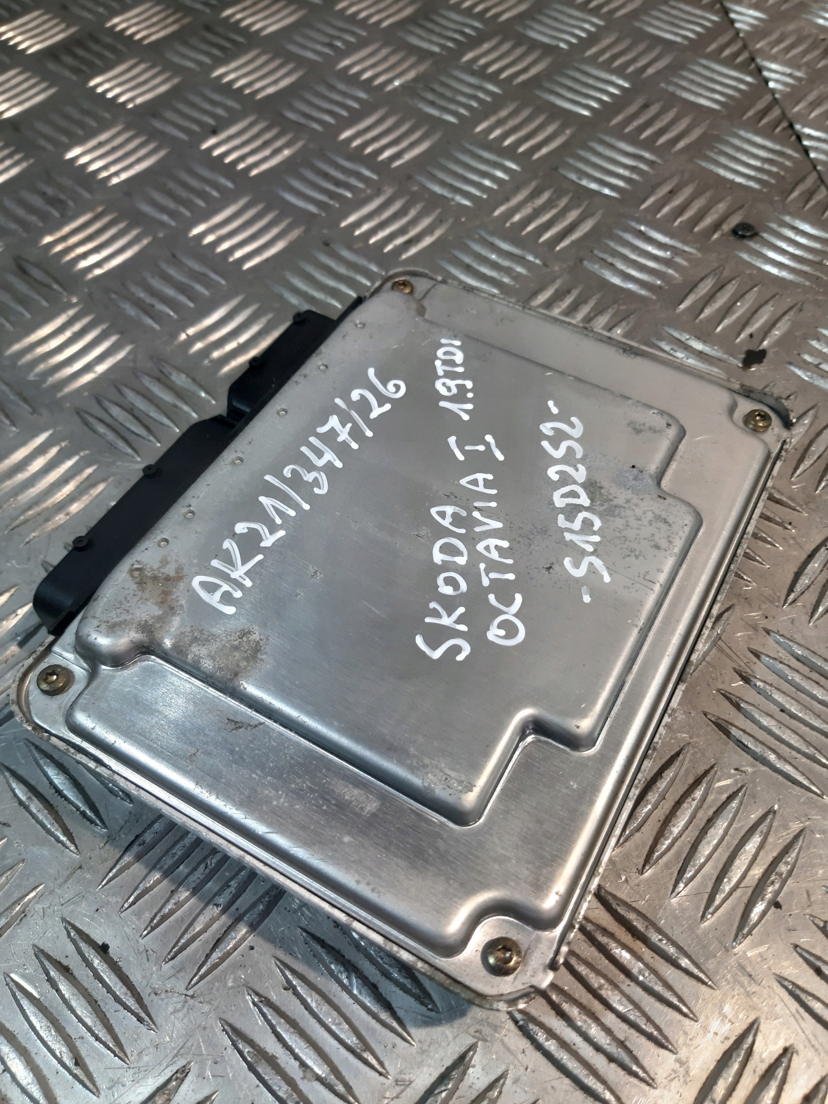 computer Motore Centralina BOSCH 038906012CL SKODA OCTAVIA e 1.9 TDI
