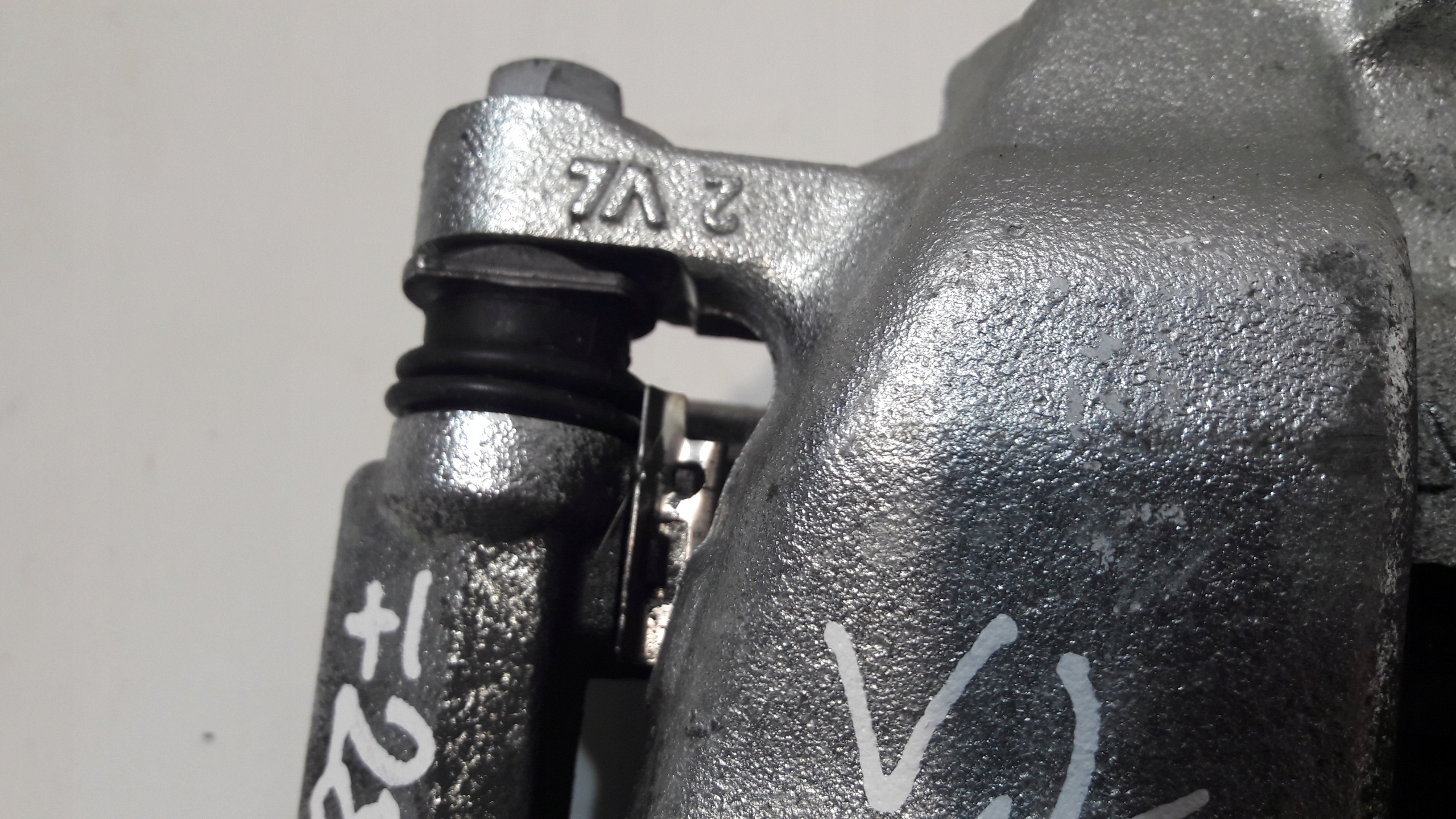 OPEL MOKKA B II 2023 caliper brake left front