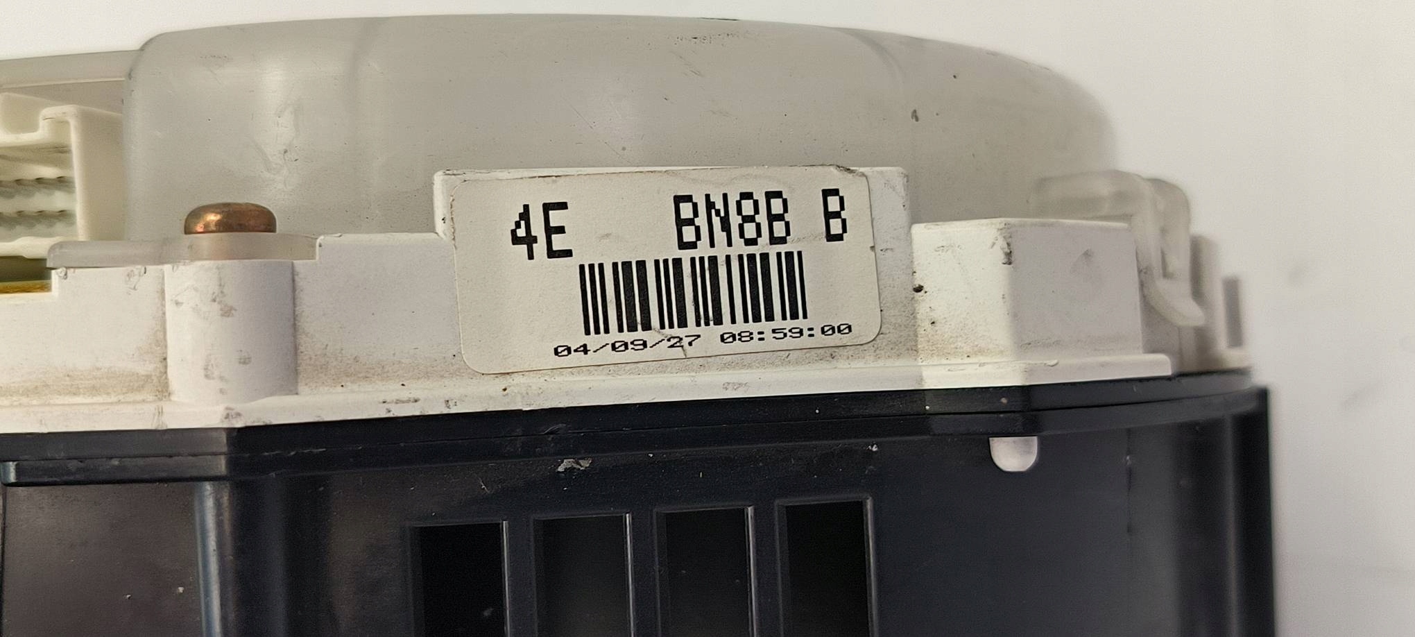 dials clock 4EBN8B MAZDA 3