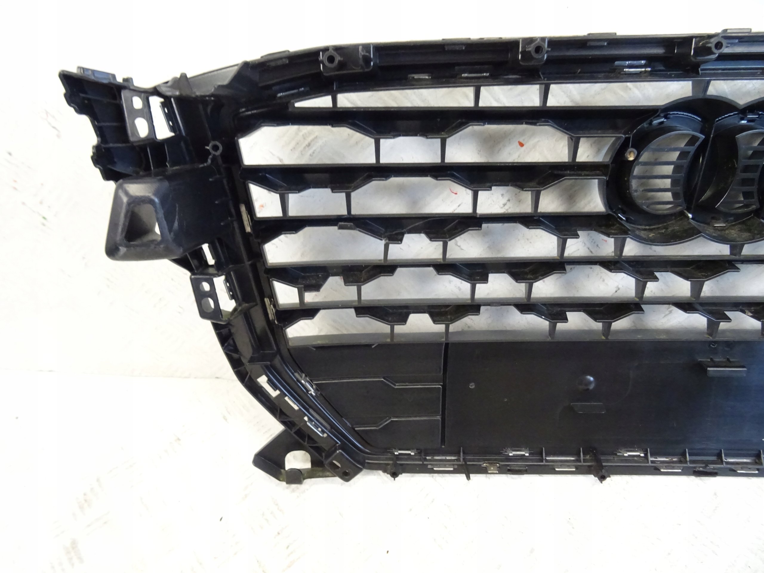 grill grille front front AUDI Q2 81A 81A853651