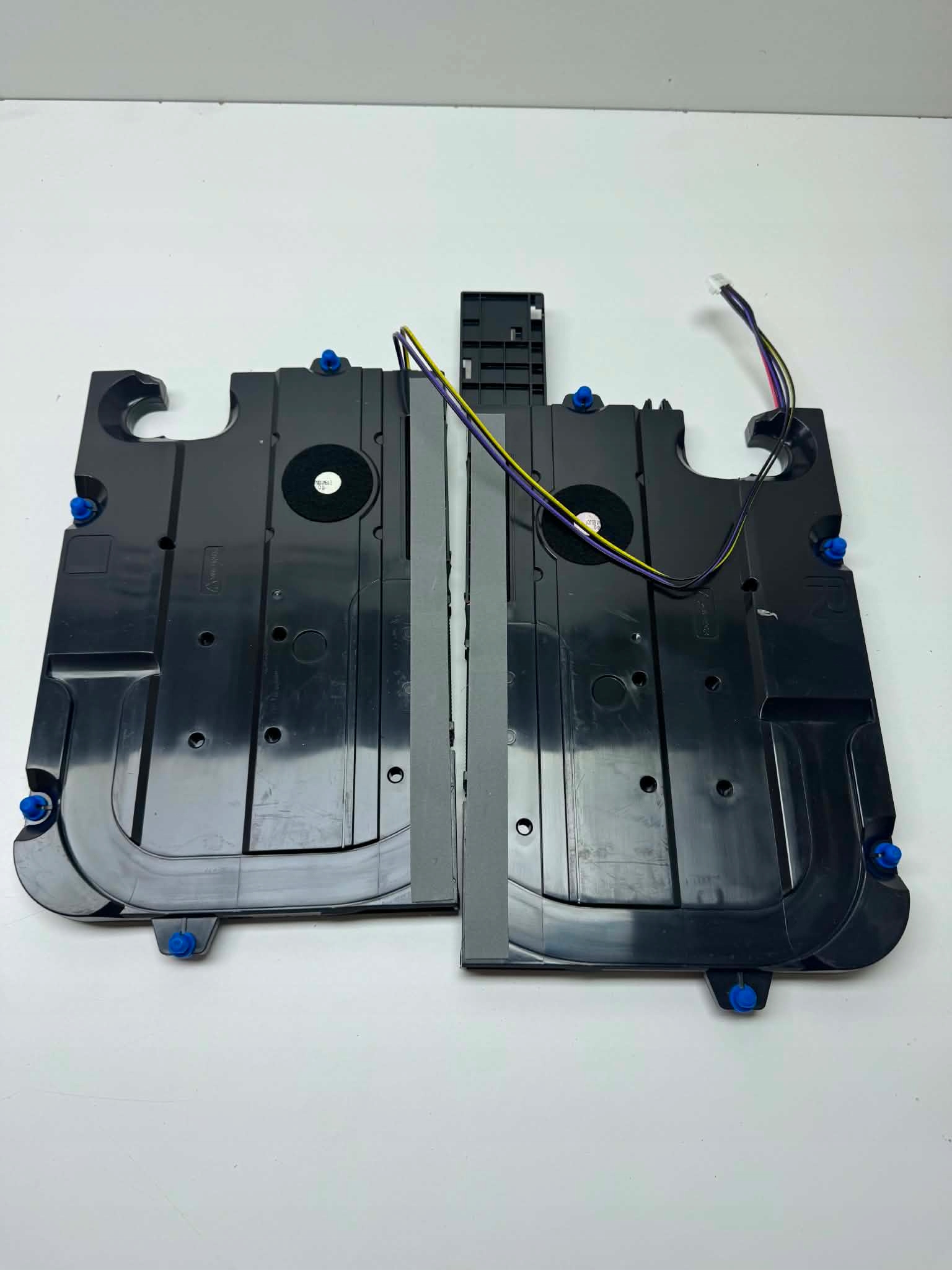Samsung BN96-43066B Sada reproduktorov Tv Speaker (Assy The Frame) LS03
