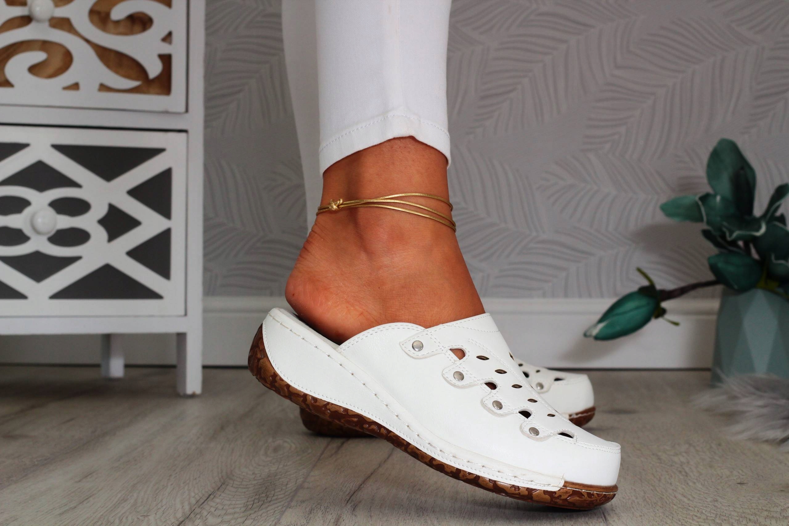 KLAPKI DAMSKIE BUTY ORTOPEDYCZNE SZYTE SKÓRA Rozmiar 42