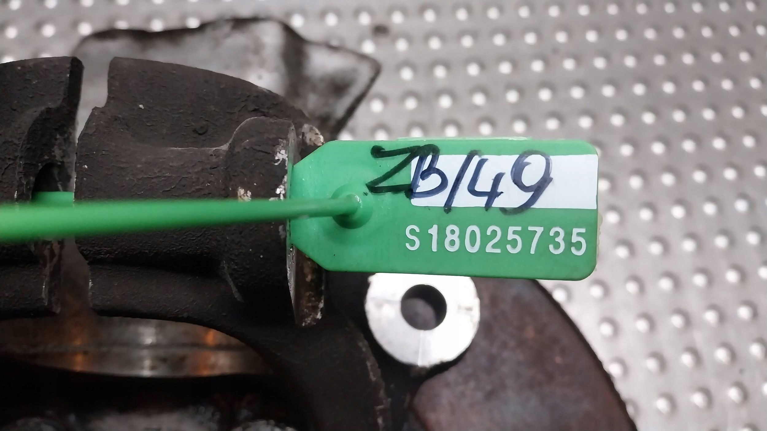 otoč čapu pravý predok 6760954 BMW E60 E61