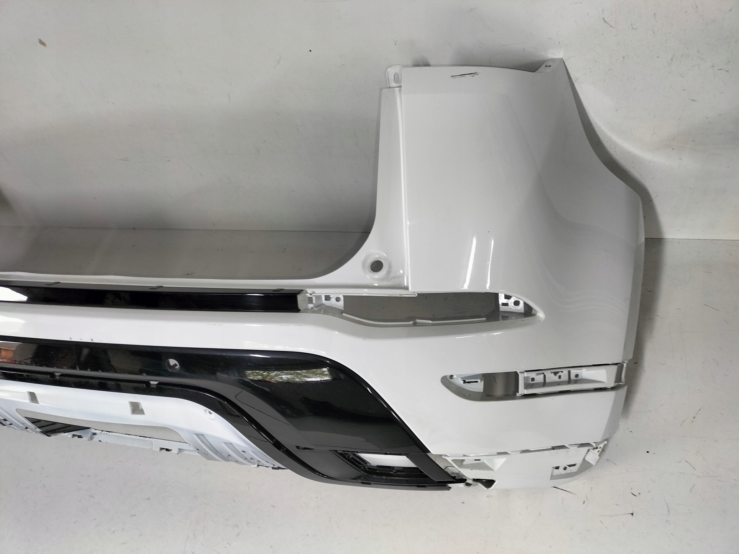 bumper rear rear part RANGE ROVER EVOQUE II 19