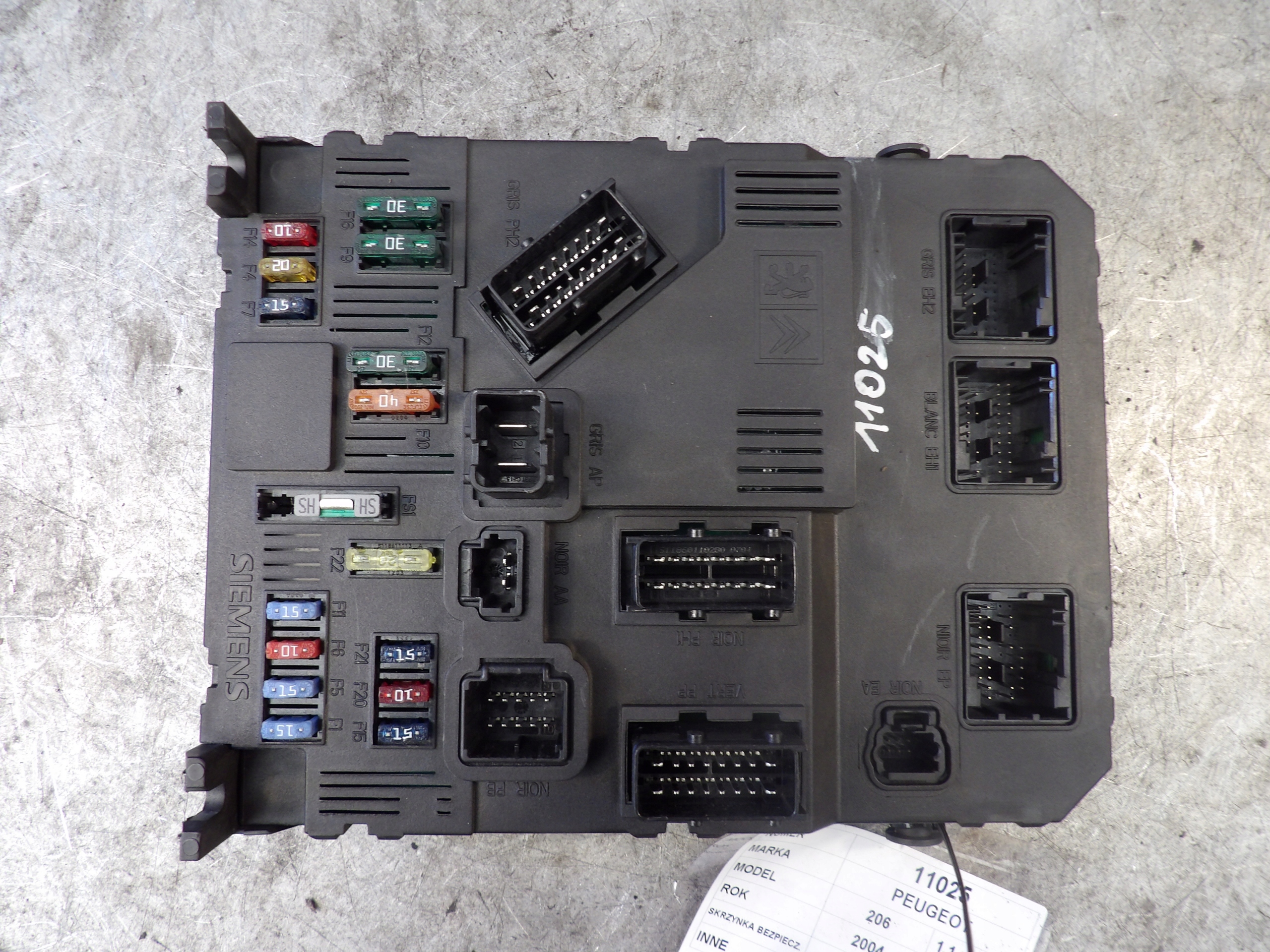 Peugeot 206 Module fusibles 9652474880