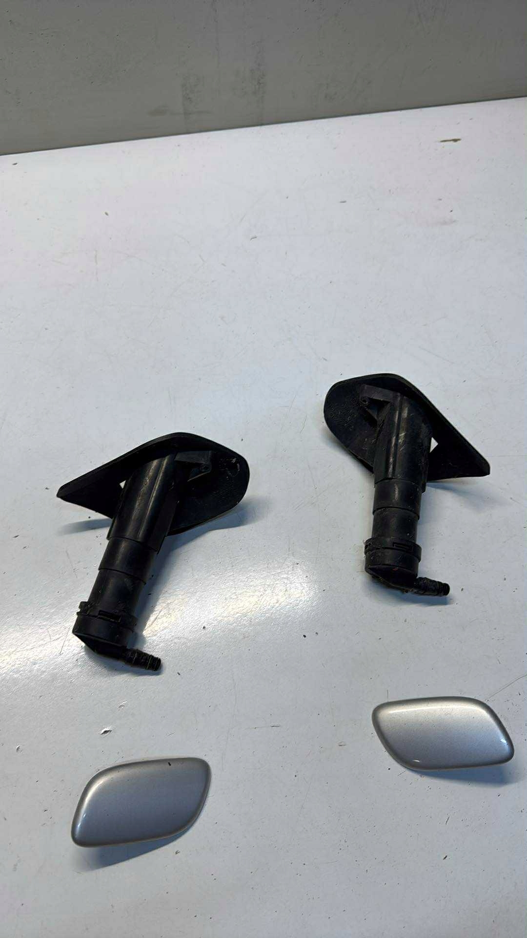 SAAB 93 9-3 washers washer lights left right KOMPLET ZASLEPKI 2003