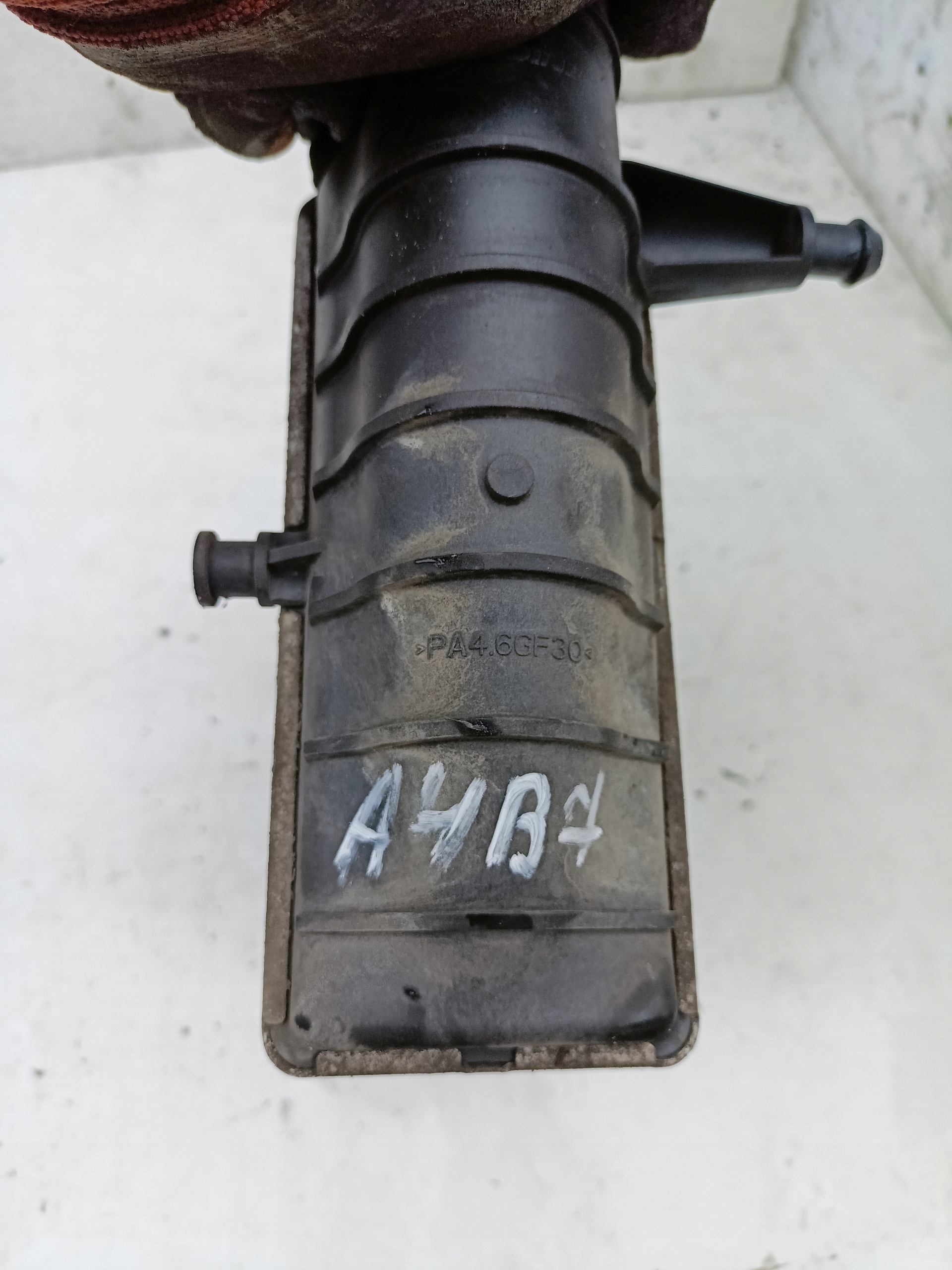 AUDI A4 B7 2.0 TDI INTERCOOLER 8E0145806Q