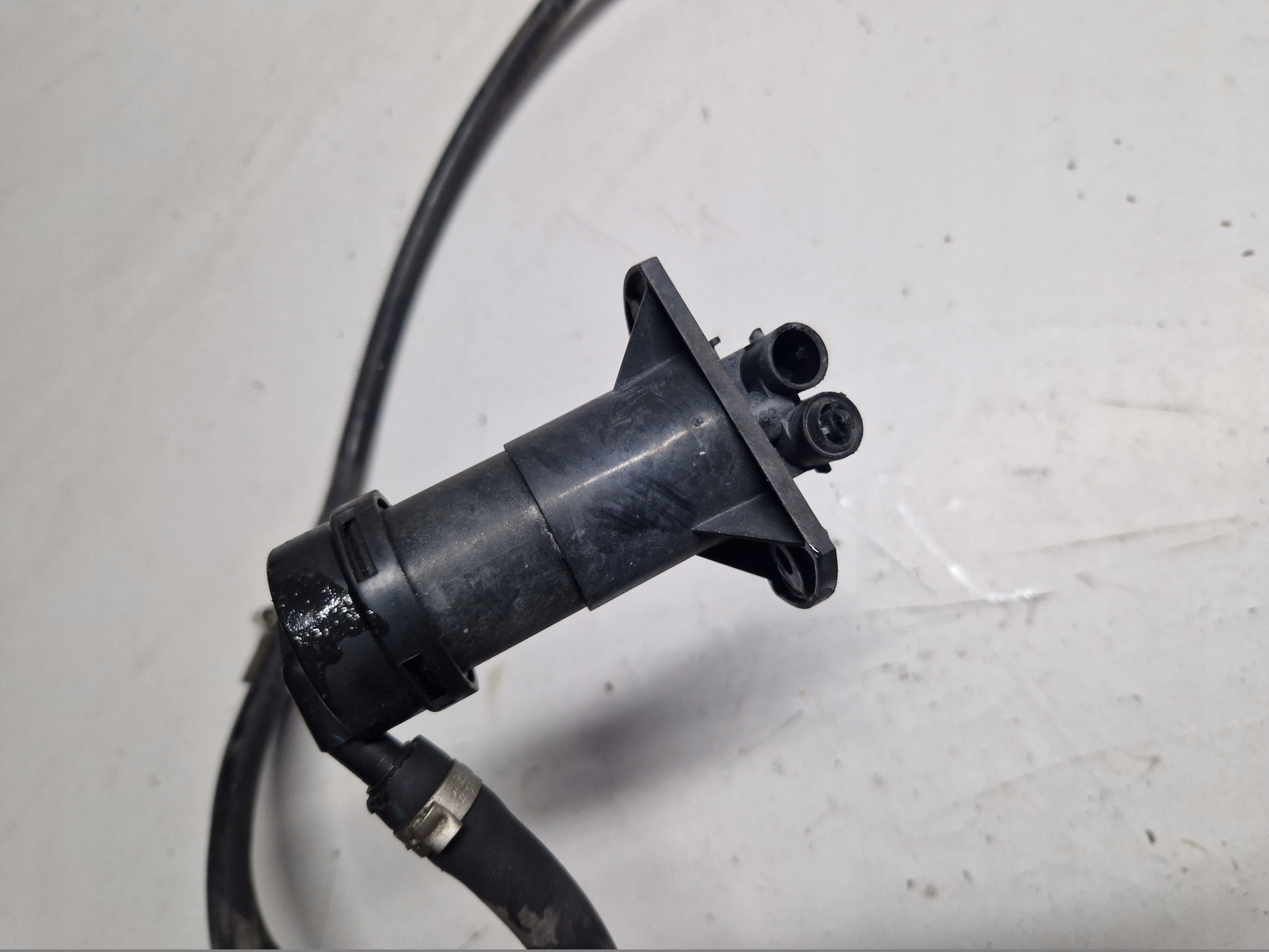 AUDI A6 C6 A6C6 washer lights right 4F0955102