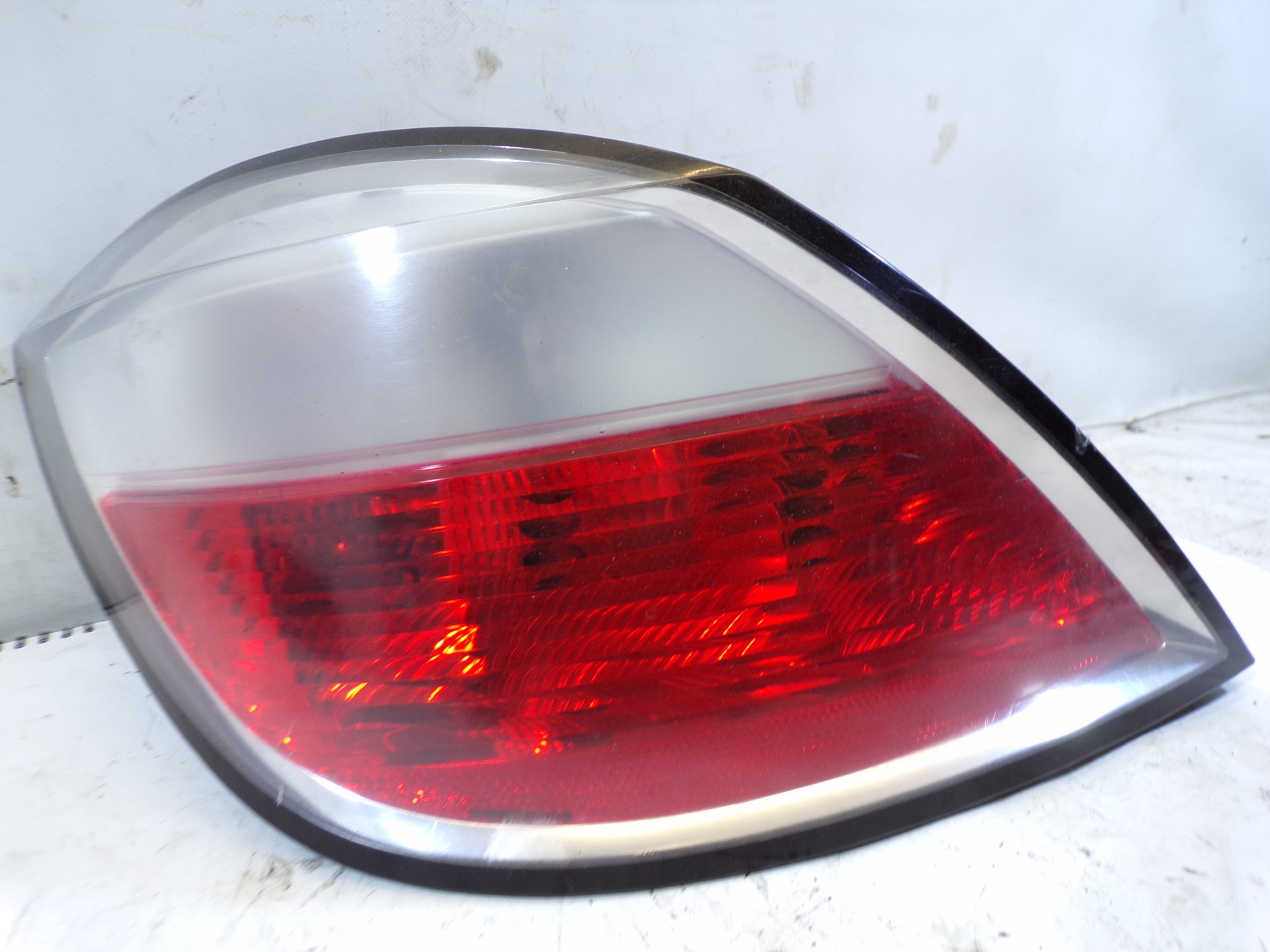light rear rear part left OPEL ASTRA H HB (6) (K)