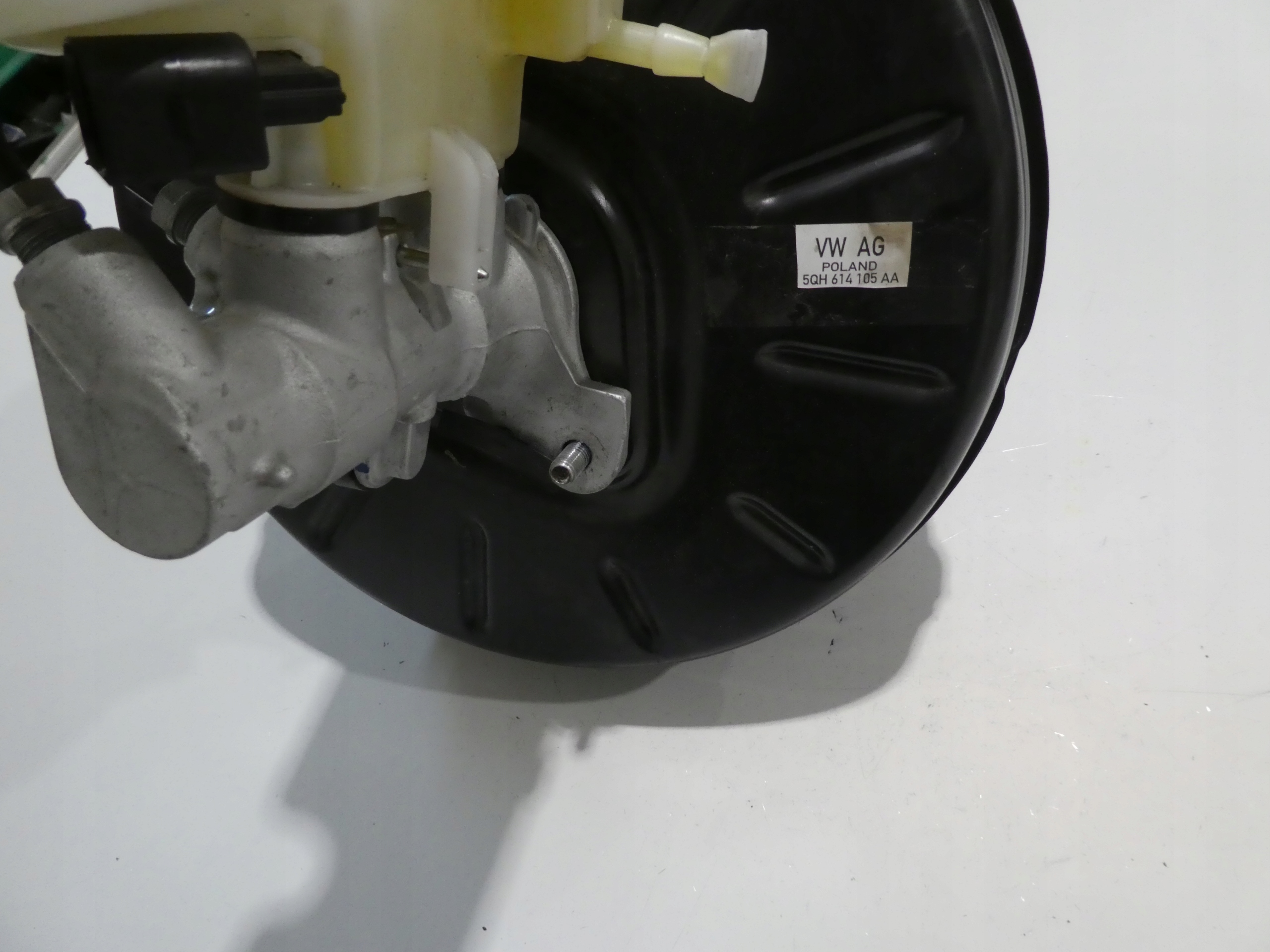 servo VW AUDI SKODA 5QH614105
