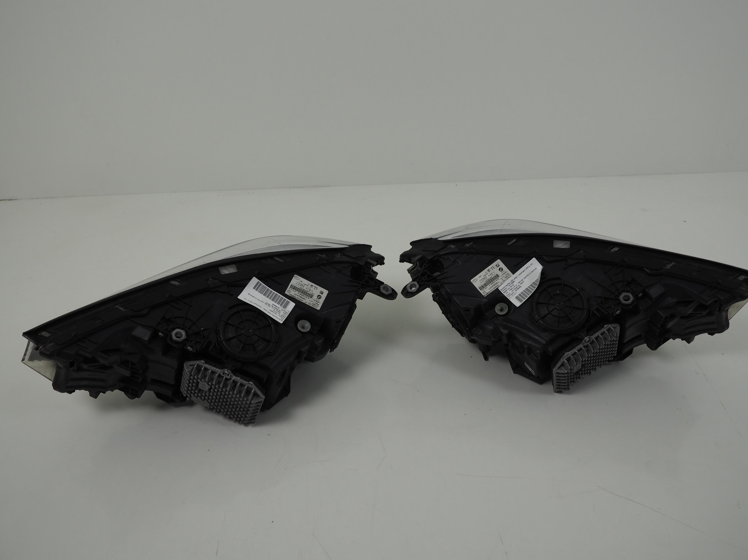 LAMPA LEWA PRAWA PRZÓD BMW G11 G12 ADAPTIVE LED Producent części BMW OE