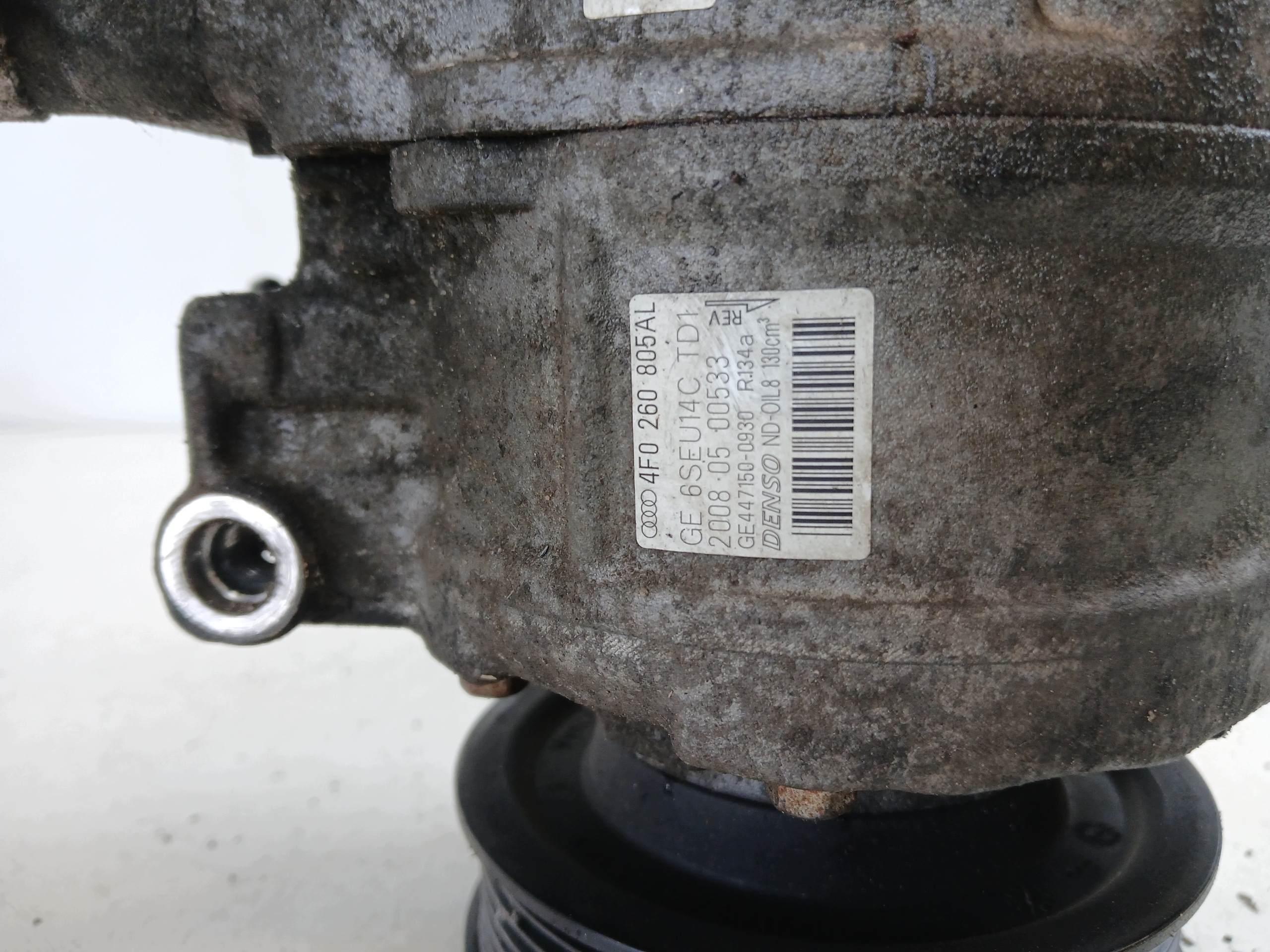 AUDI A6 C6 A4 B7 2.0 TDI compressor; air conditioning compressor 4F0260805AL