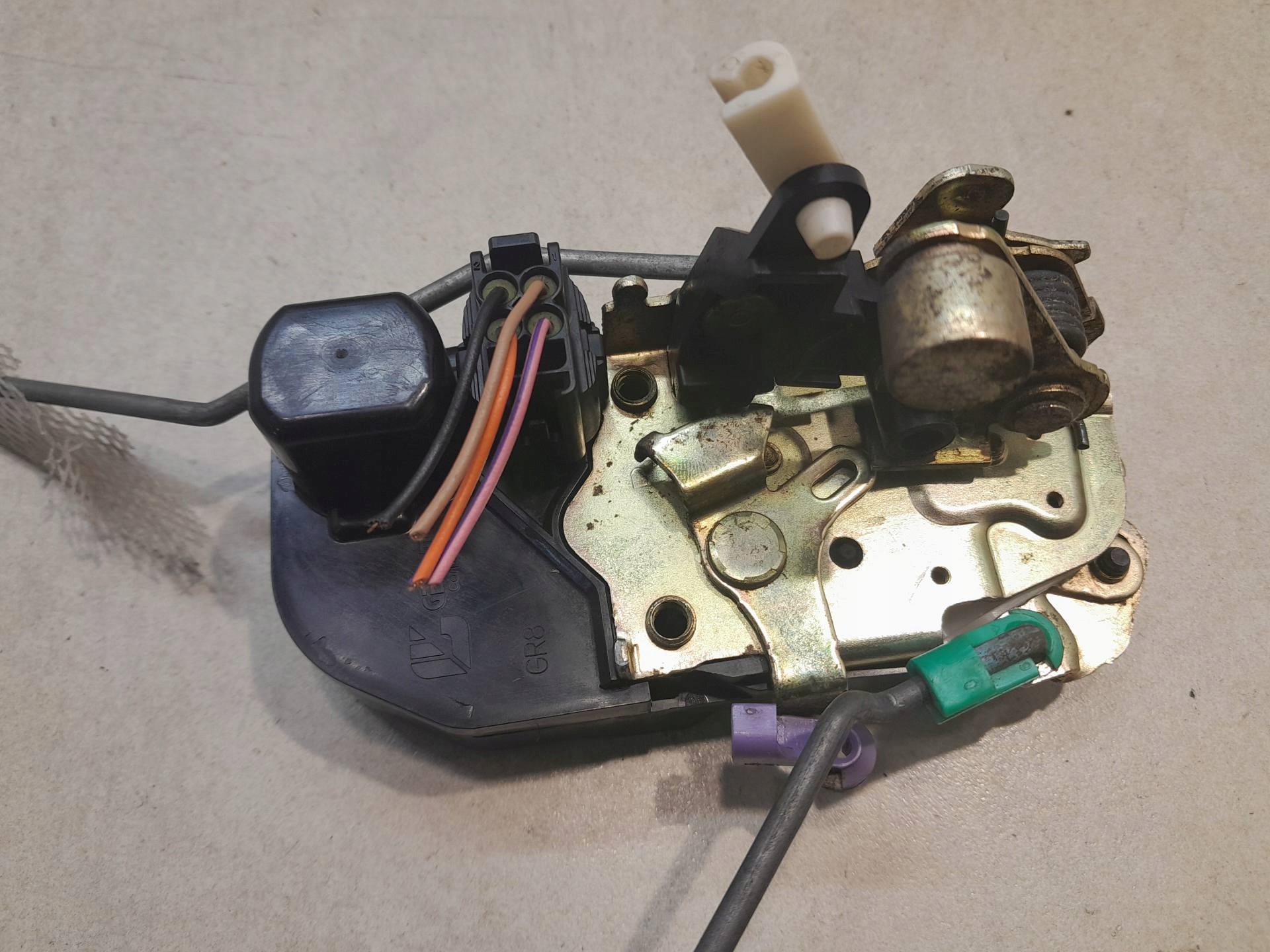 lock door right front CHRYSLER PT CRUISER 4 PIN