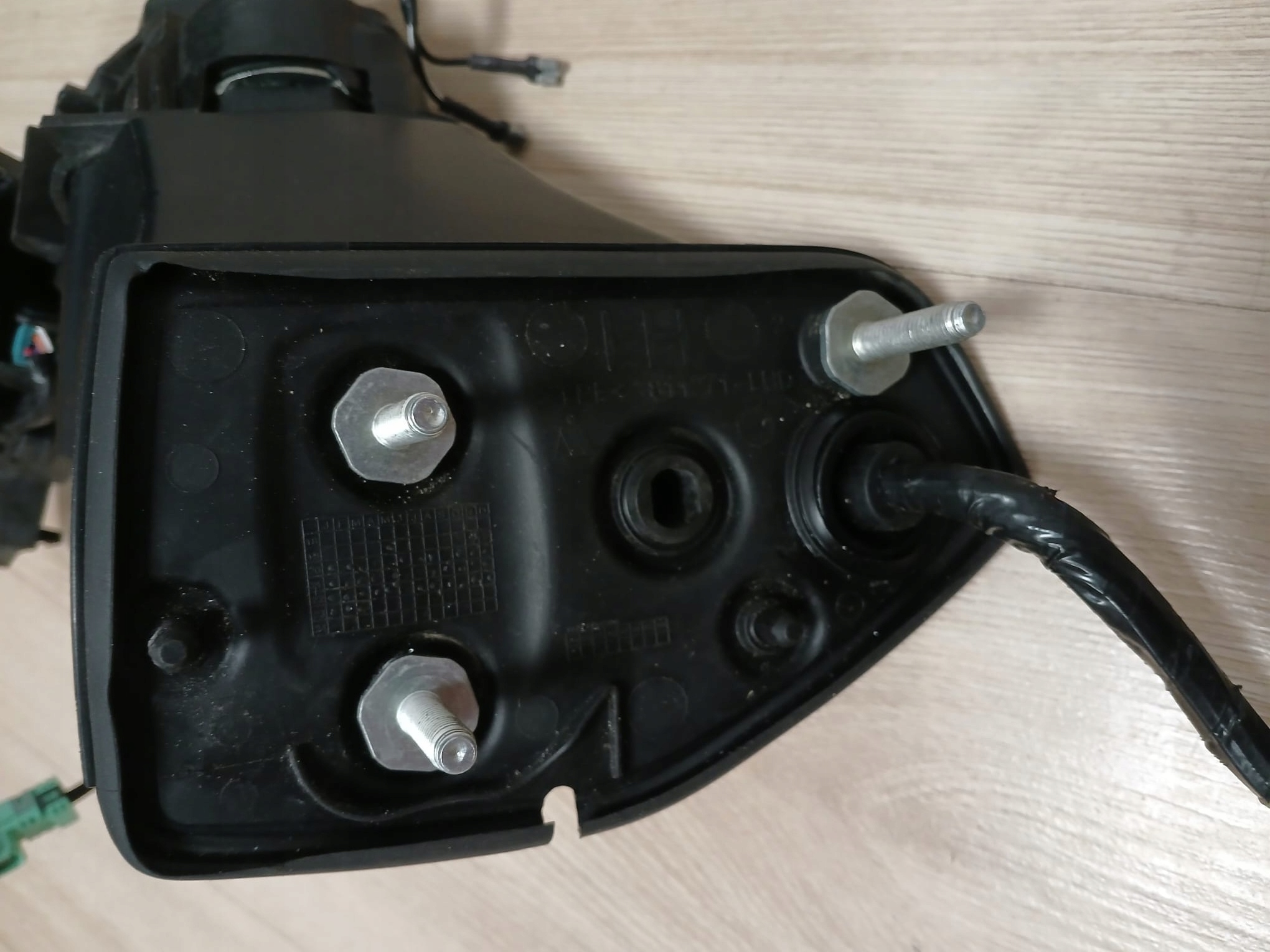 TOYOTA HIGHLANDER od 2020r mirror left support KAMERA ASYSTENT 14+1 PIN