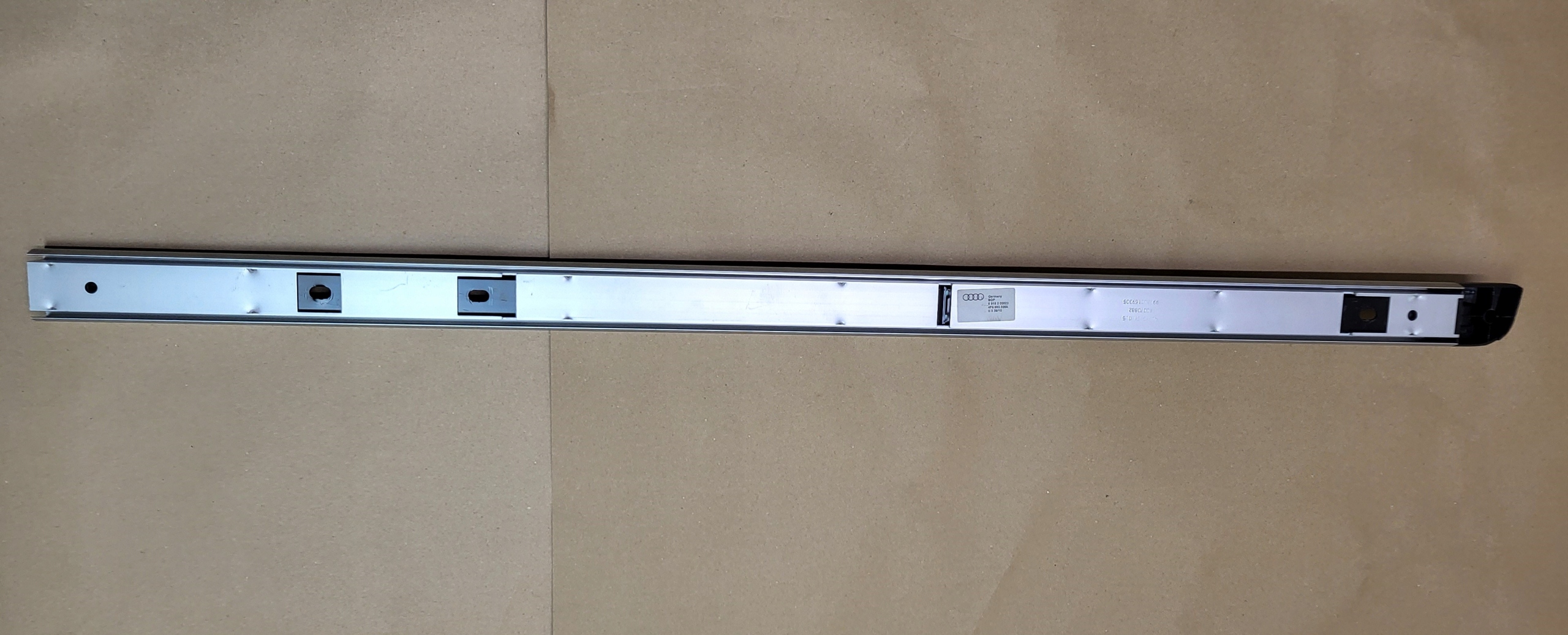 rail boot moulding right AUDI A6 C6 4F AVANT ALLROAD KOMBI OE