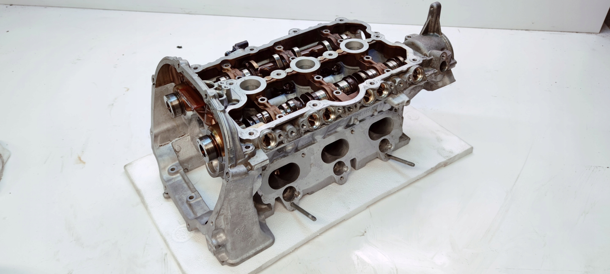 head. complete AUDI A5 A5 A6 C7 A7 2.8 3.2 FSI 06E103403A