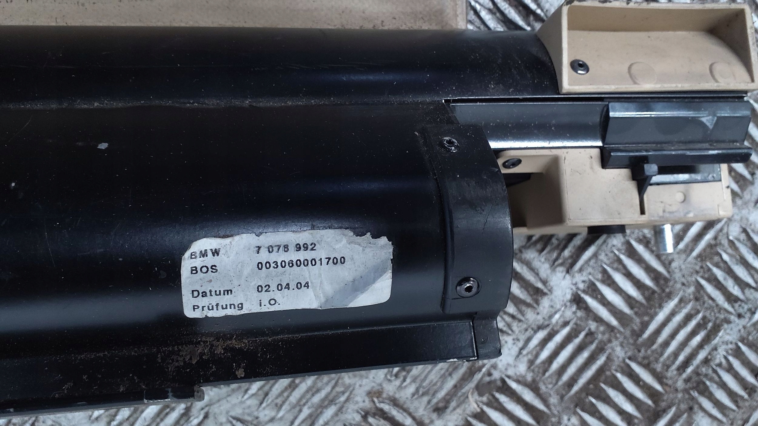 2006 BMW 5 E60 E61 ролета багажника 7078992