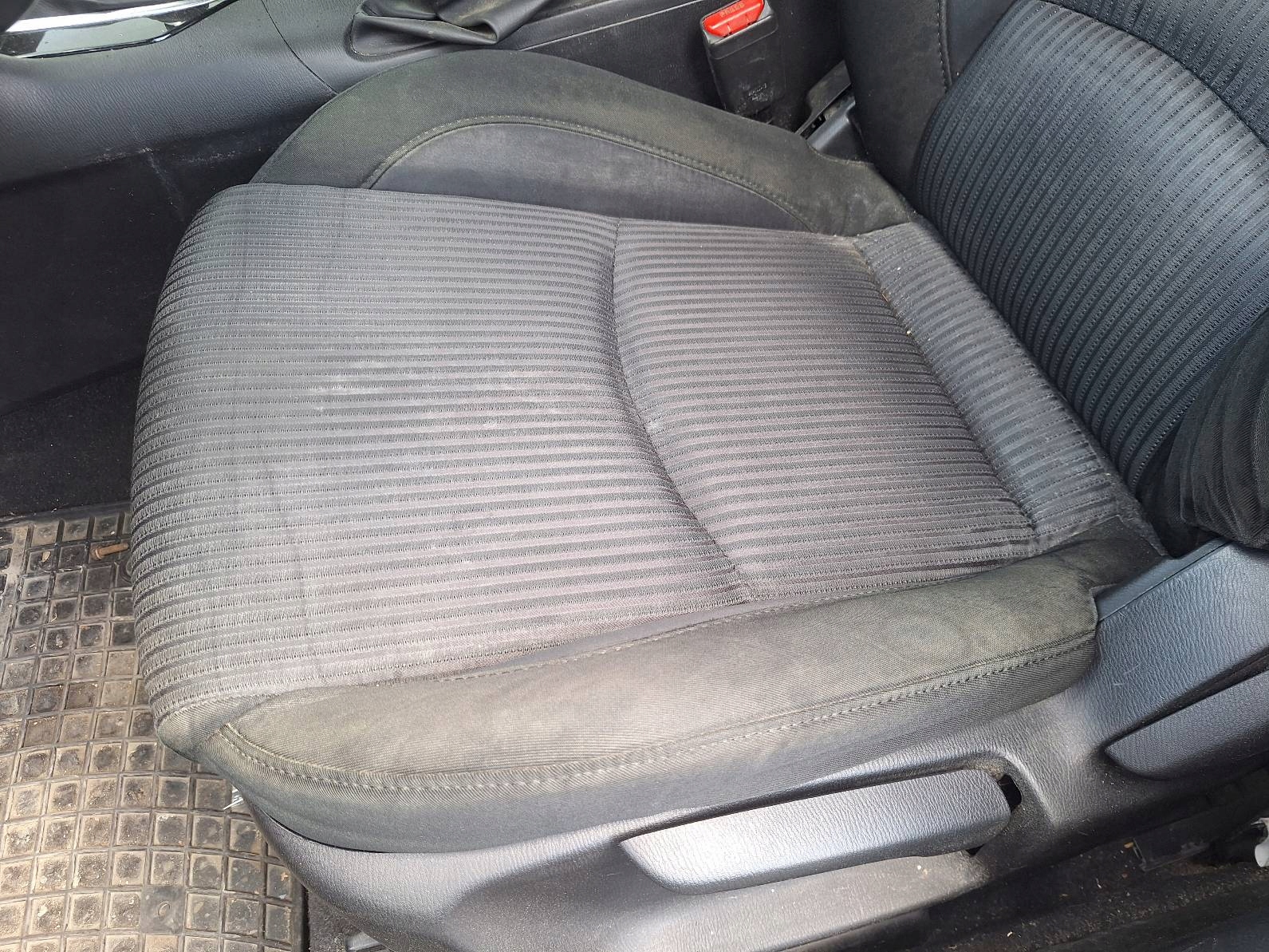 Sitze KOMPLET links rechts Sitz heck MAZDA 3 III BM